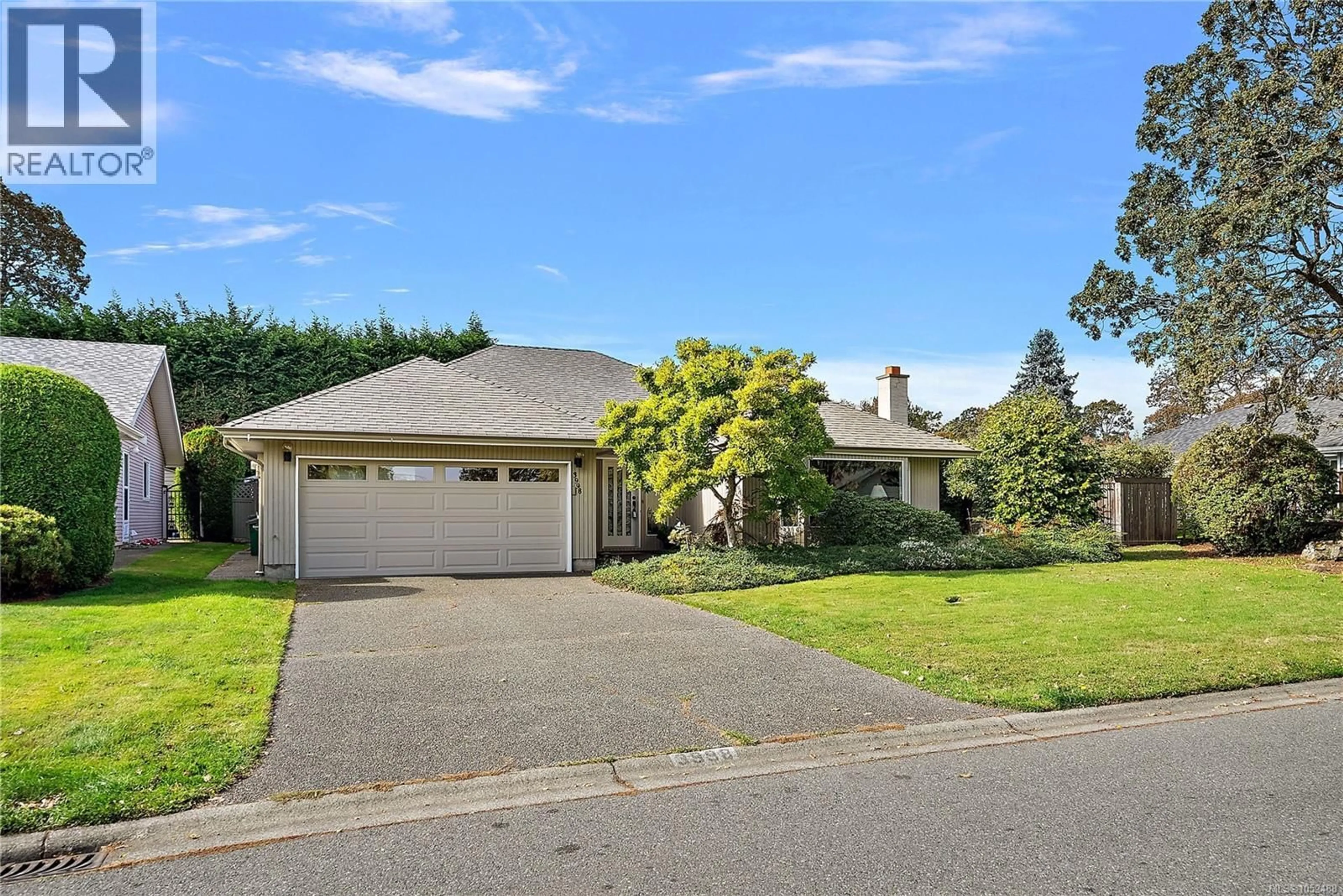 Unknown for 3998 HOPESMORE DRIVE, Saanich British Columbia V8N6A3