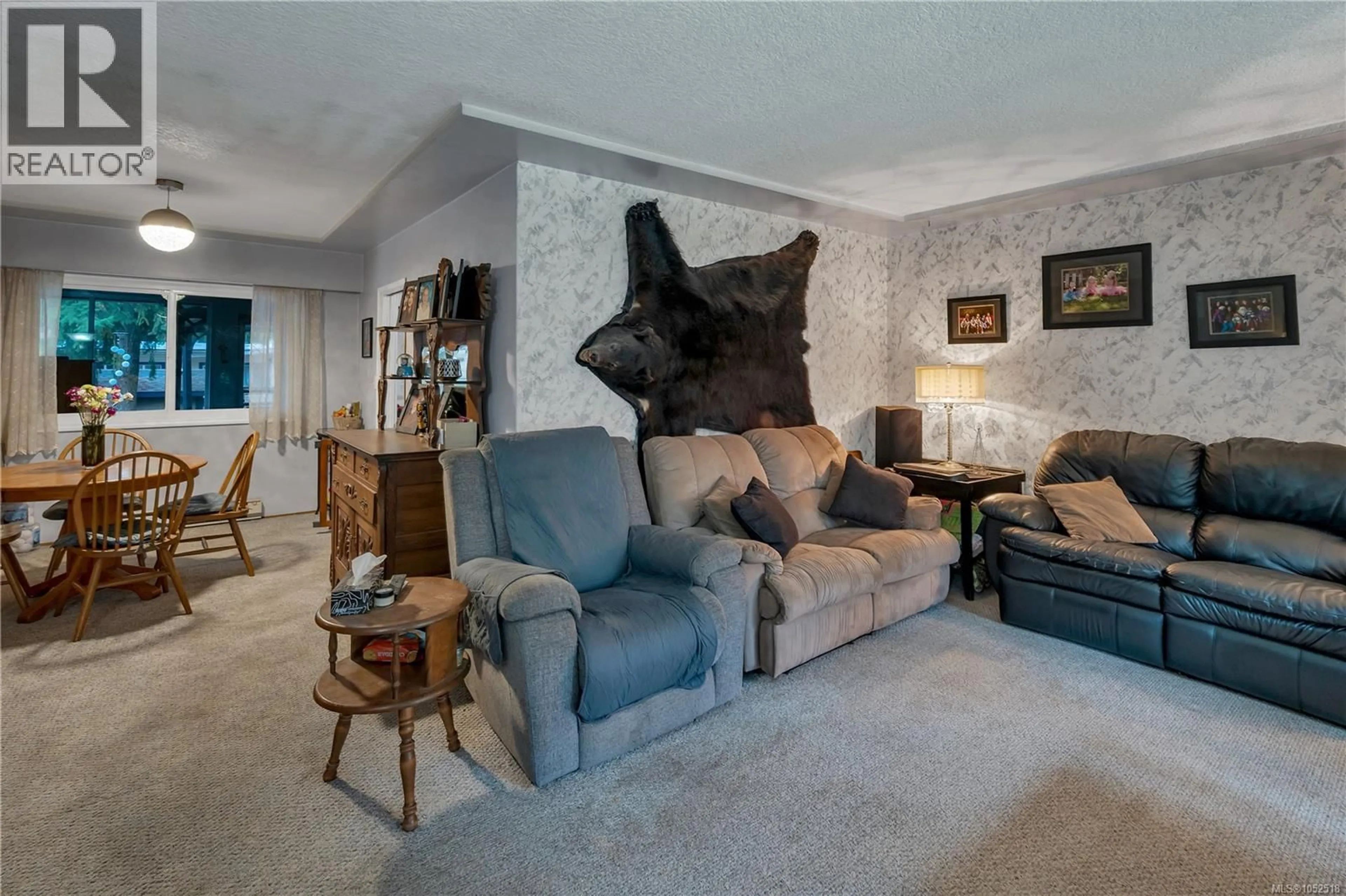 Living room with furniture, unknown for 157 SEABREEZE DRIVE, Campbell River British Columbia V9H1H9