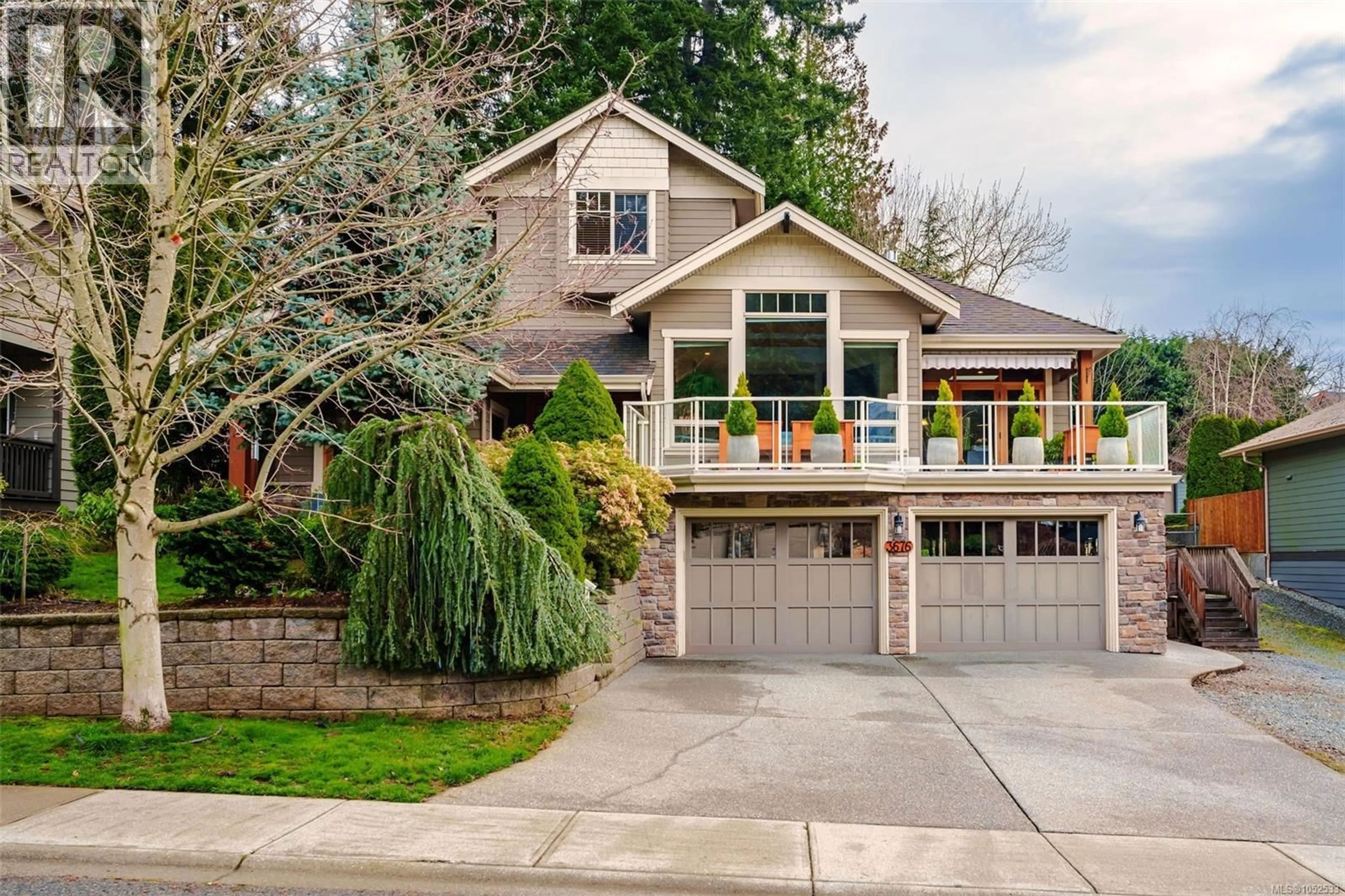 Home with vinyl exterior material, street for 3676 MONTEREY DRIVE, Nanaimo British Columbia V9T6R9