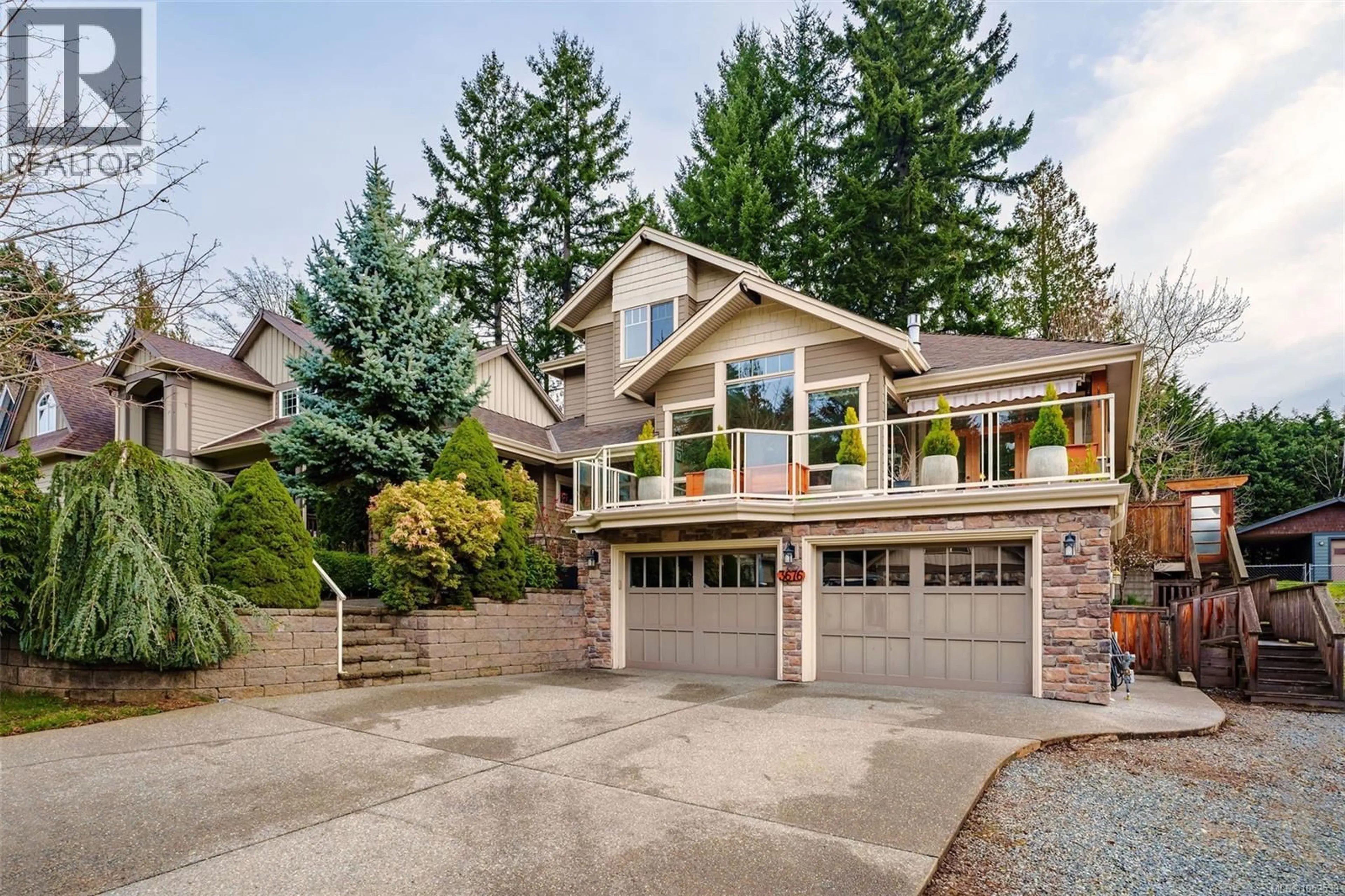 Home with vinyl exterior material, street for 3676 MONTEREY DRIVE, Nanaimo British Columbia V9T6R9