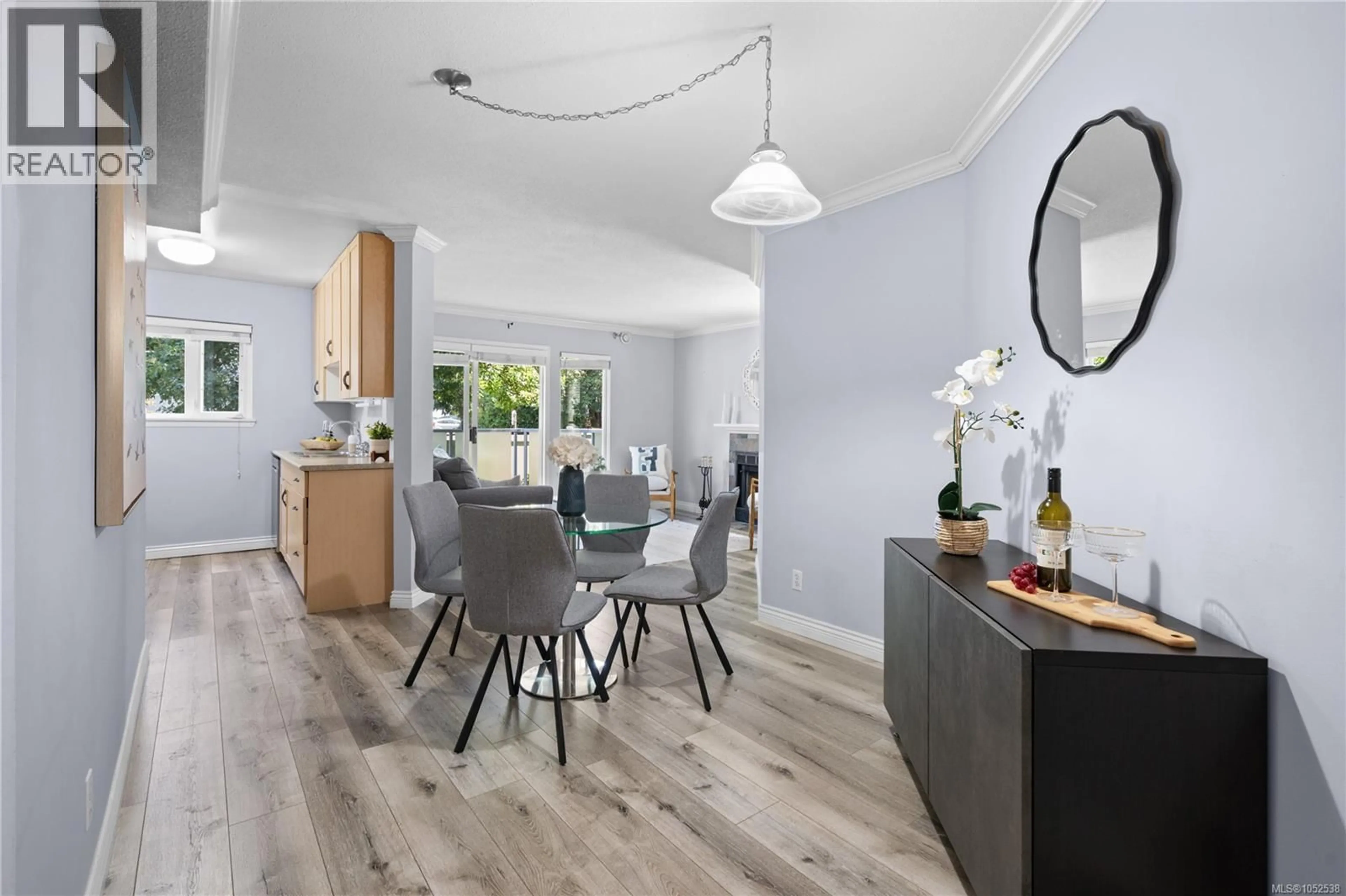 Unknown for 214 - 2520 WARK STREET, Victoria British Columbia V8T5G6