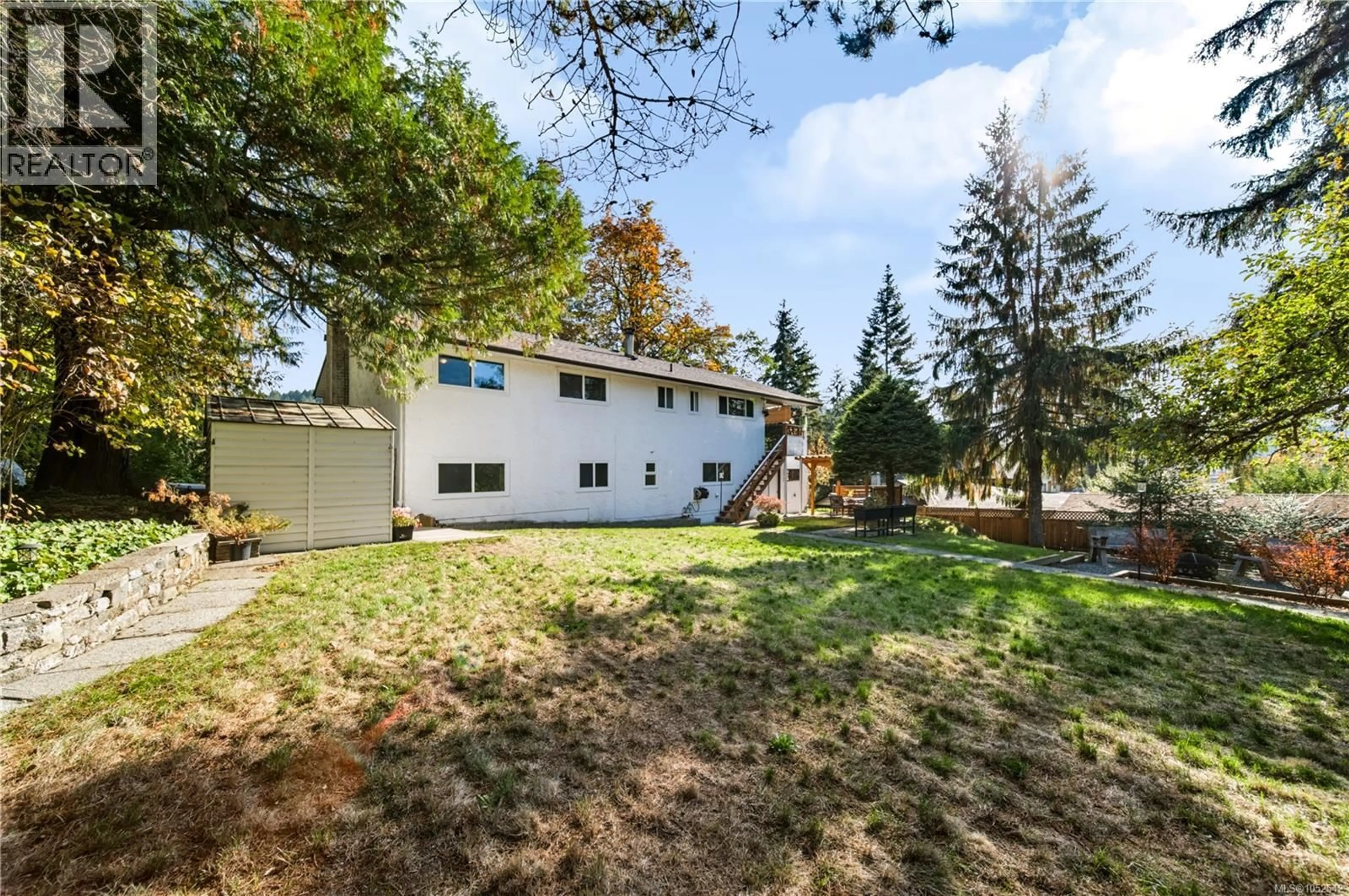 Patio, unknown for 1927 RICHARDSON ROAD, Nanaimo British Columbia V9X1C2