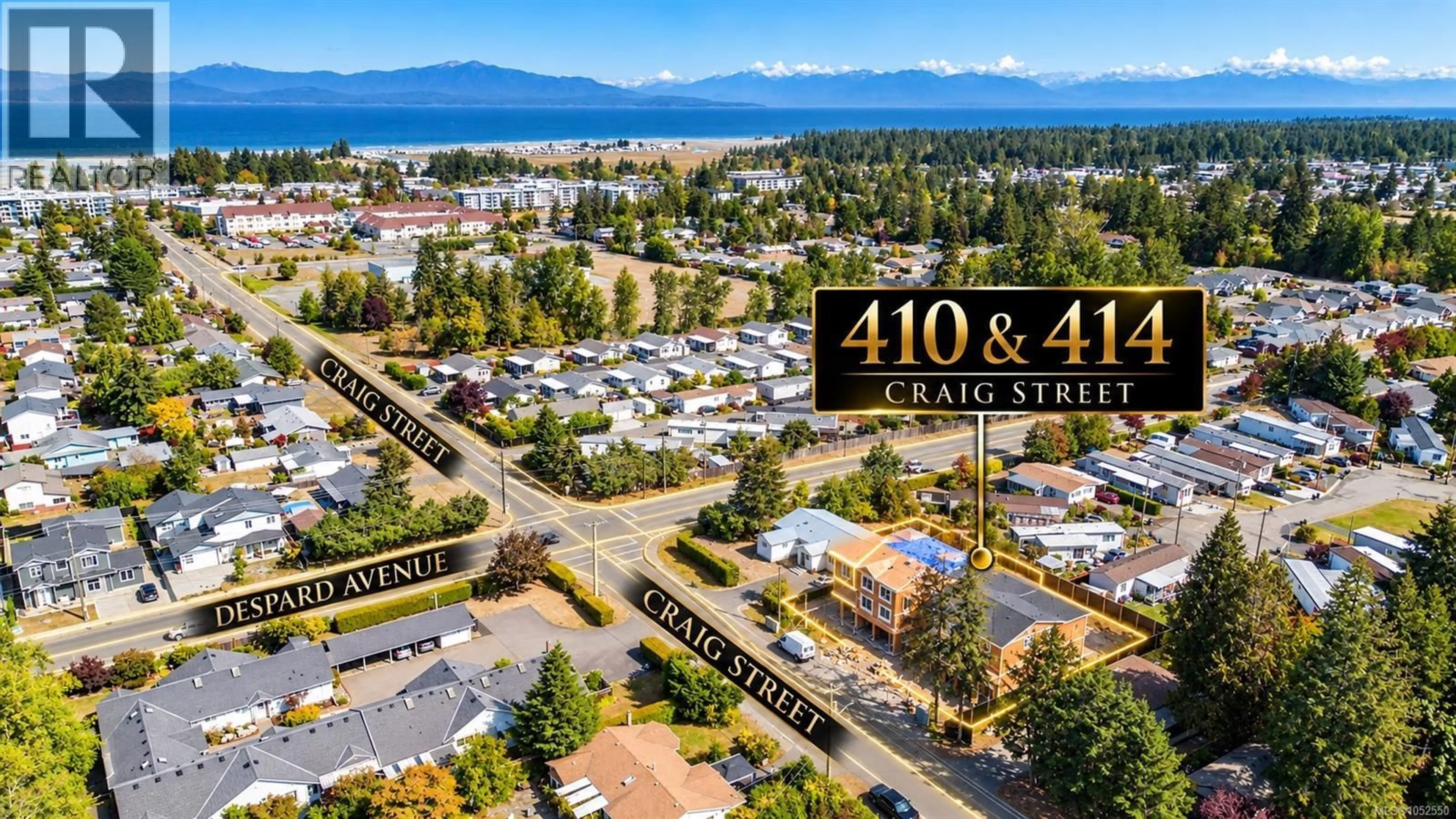 A pic from outside/outdoor area/front of a property/back of a property/a pic from drone, unknown for 3 - 414 CRAIG STREET, Parksville British Columbia V9P1L4