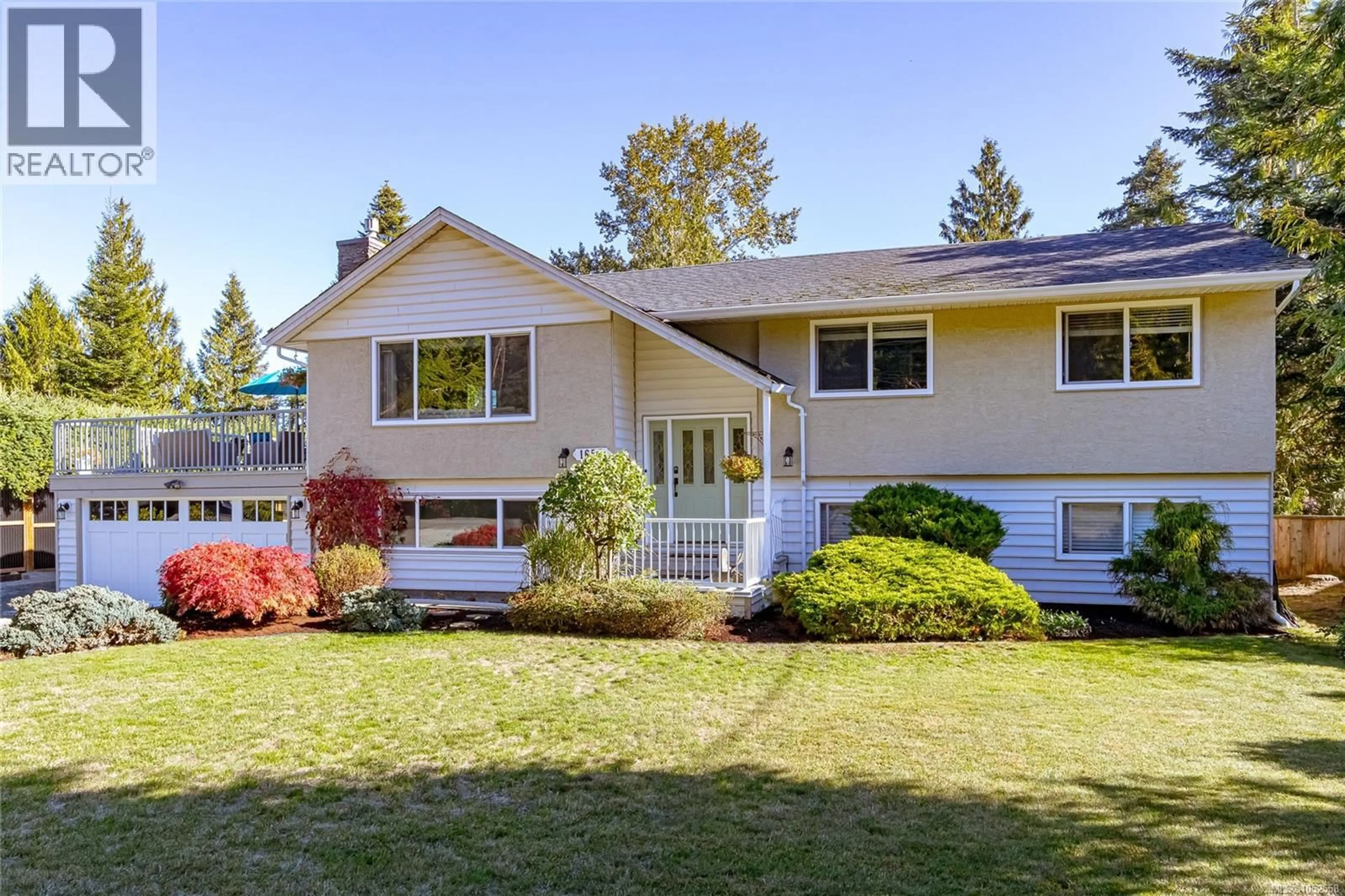 Home with vinyl exterior material, street for 1650 YEO STREET, Nanoose Bay British Columbia V9P9C7