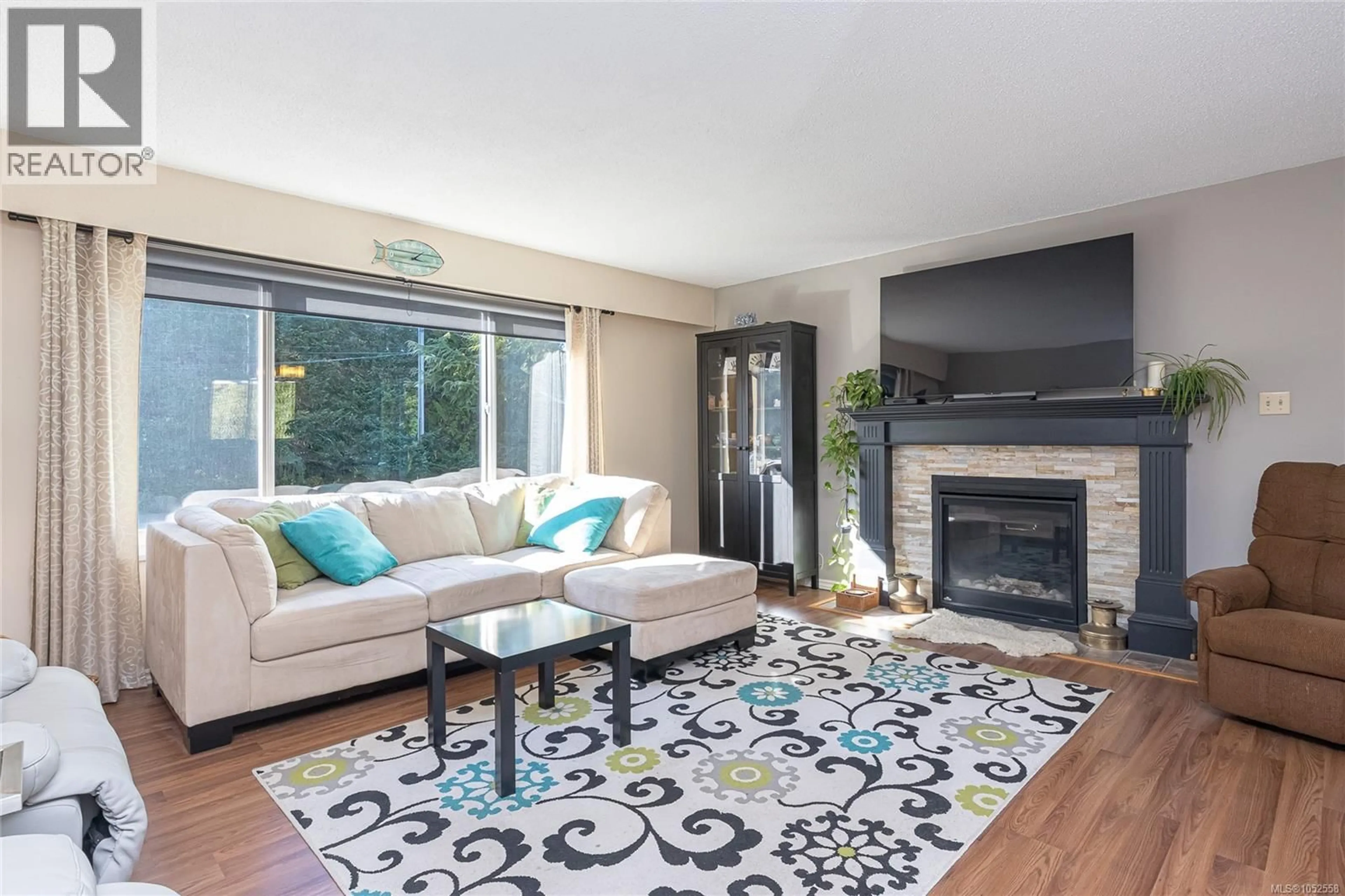 Living room with furniture, unknown for 1650 YEO STREET, Nanoose Bay British Columbia V9P9C7