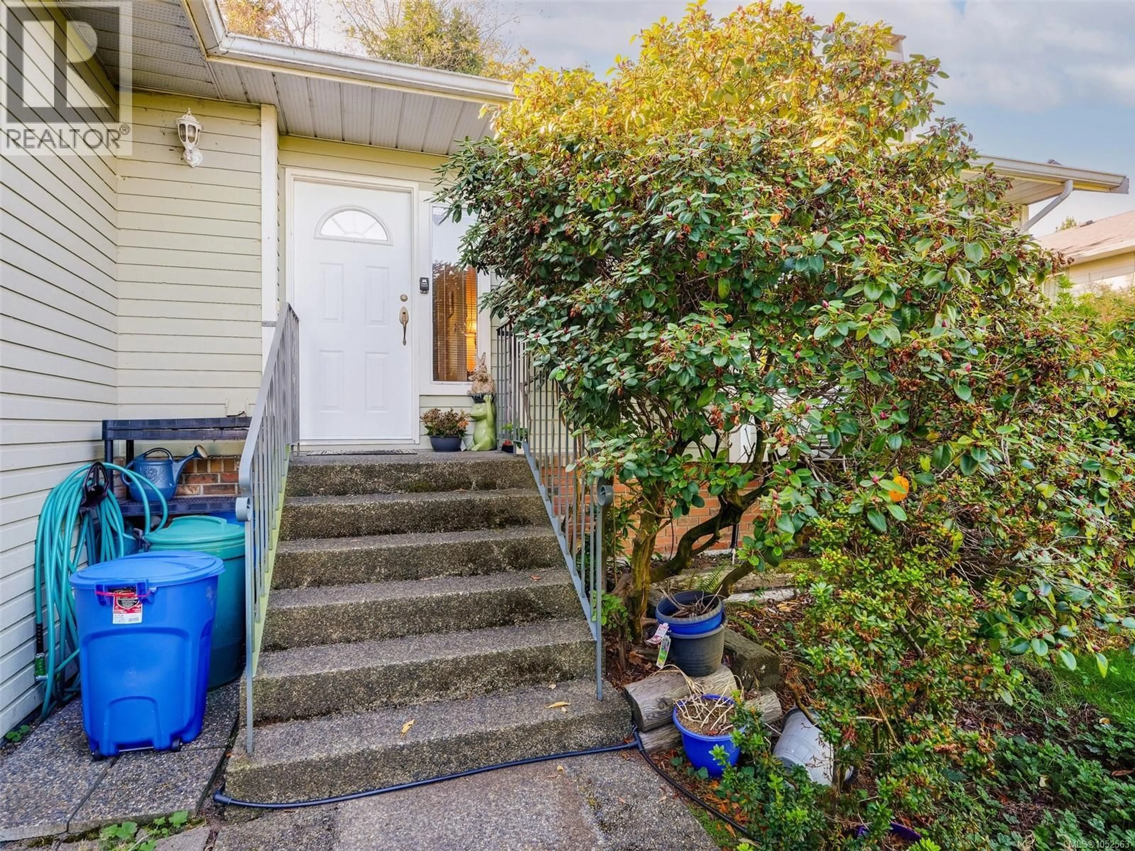Unknown for 595 DELORA DRIVE, Colwood British Columbia V9C3S2