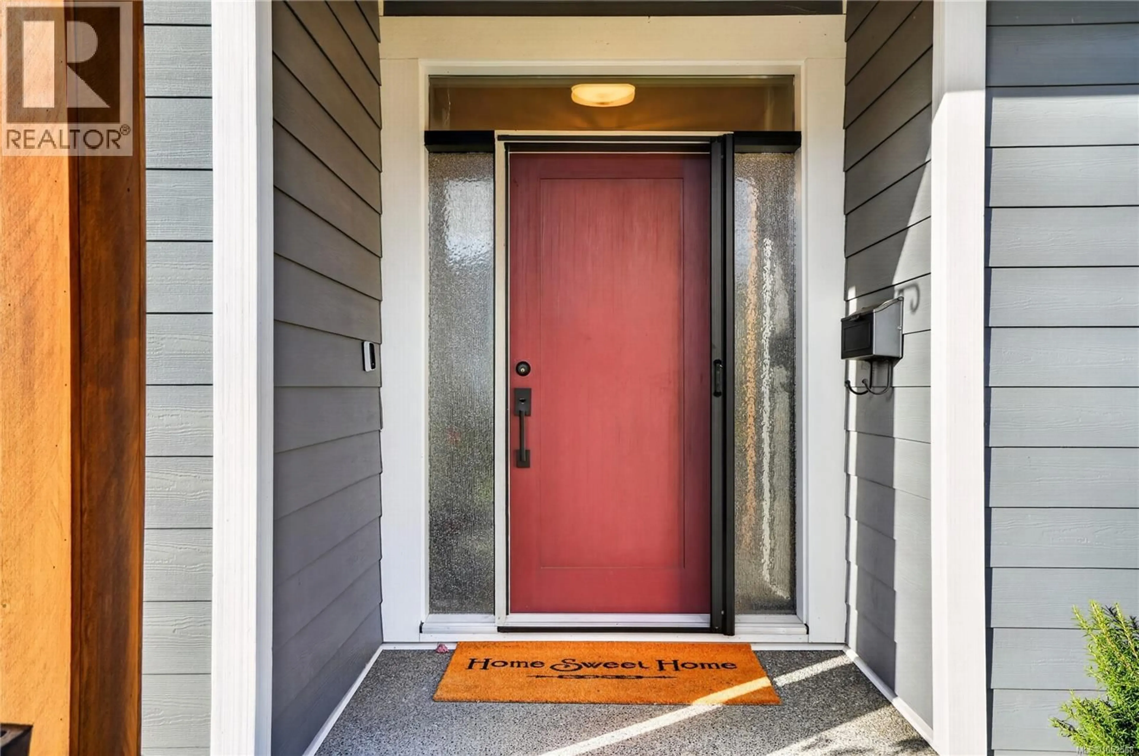 Indoor entryway for 3142 SWEET PLACE, Port Alberni British Columbia V9Y2B6