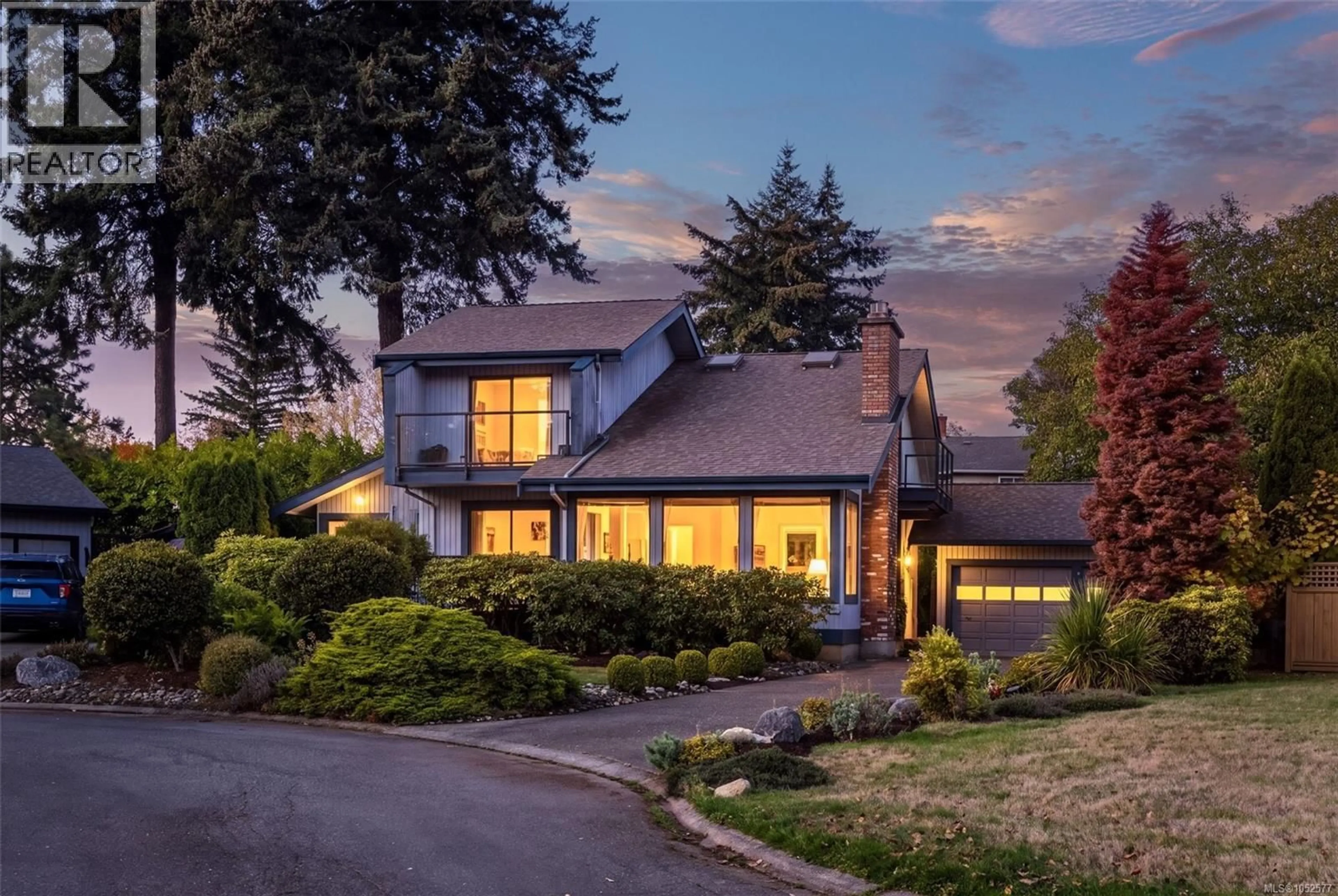 Unknown for 4246 MAIMIE PLACE, Saanich British Columbia V8N5T4