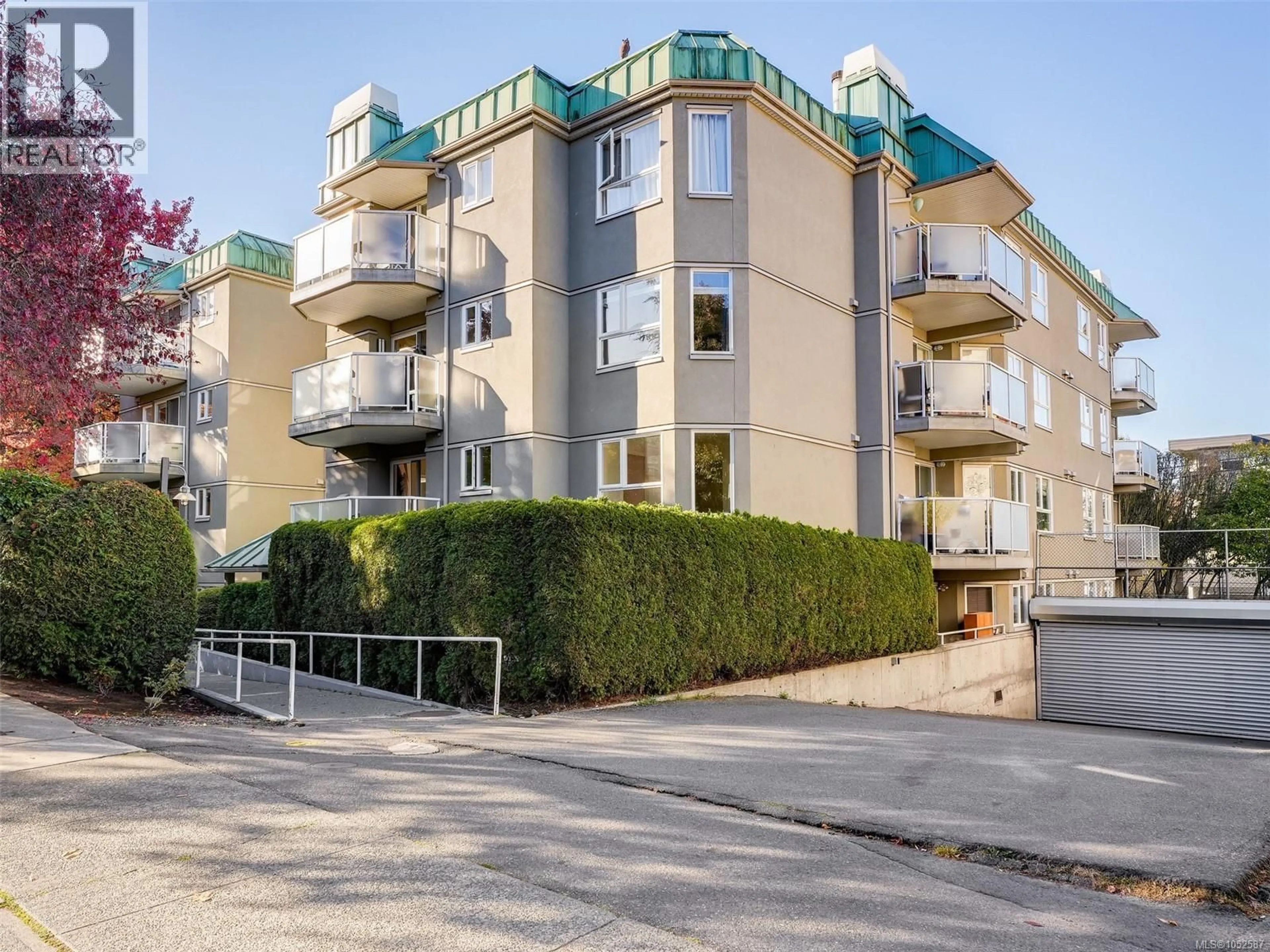 Unknown for 114 - 2520 WARK STREET, Victoria British Columbia V8T5G6