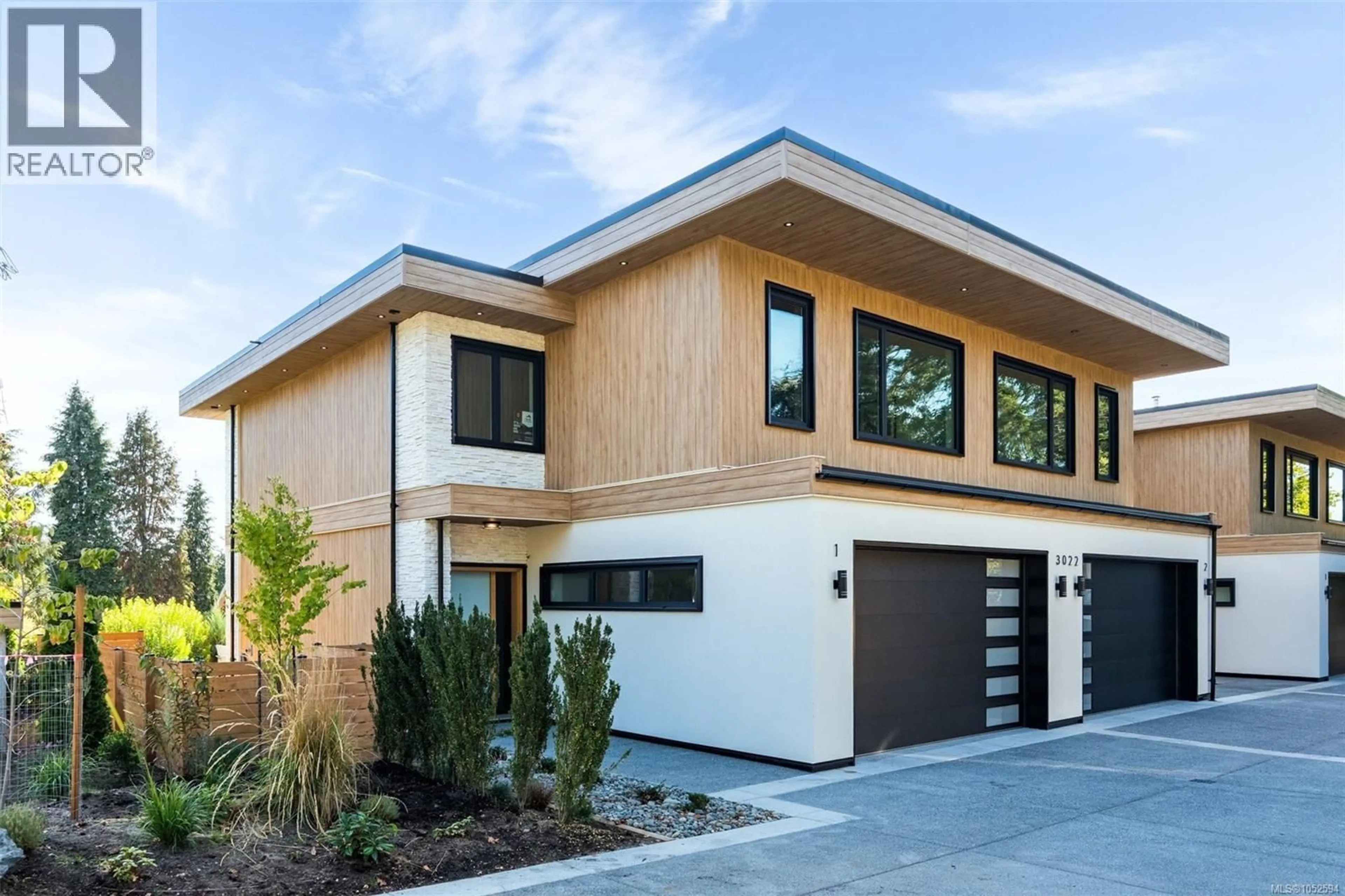 Home with brick exterior material, street for 1 - 3024 CADBORO BAY ROAD, Oak Bay British Columbia V8R5J9