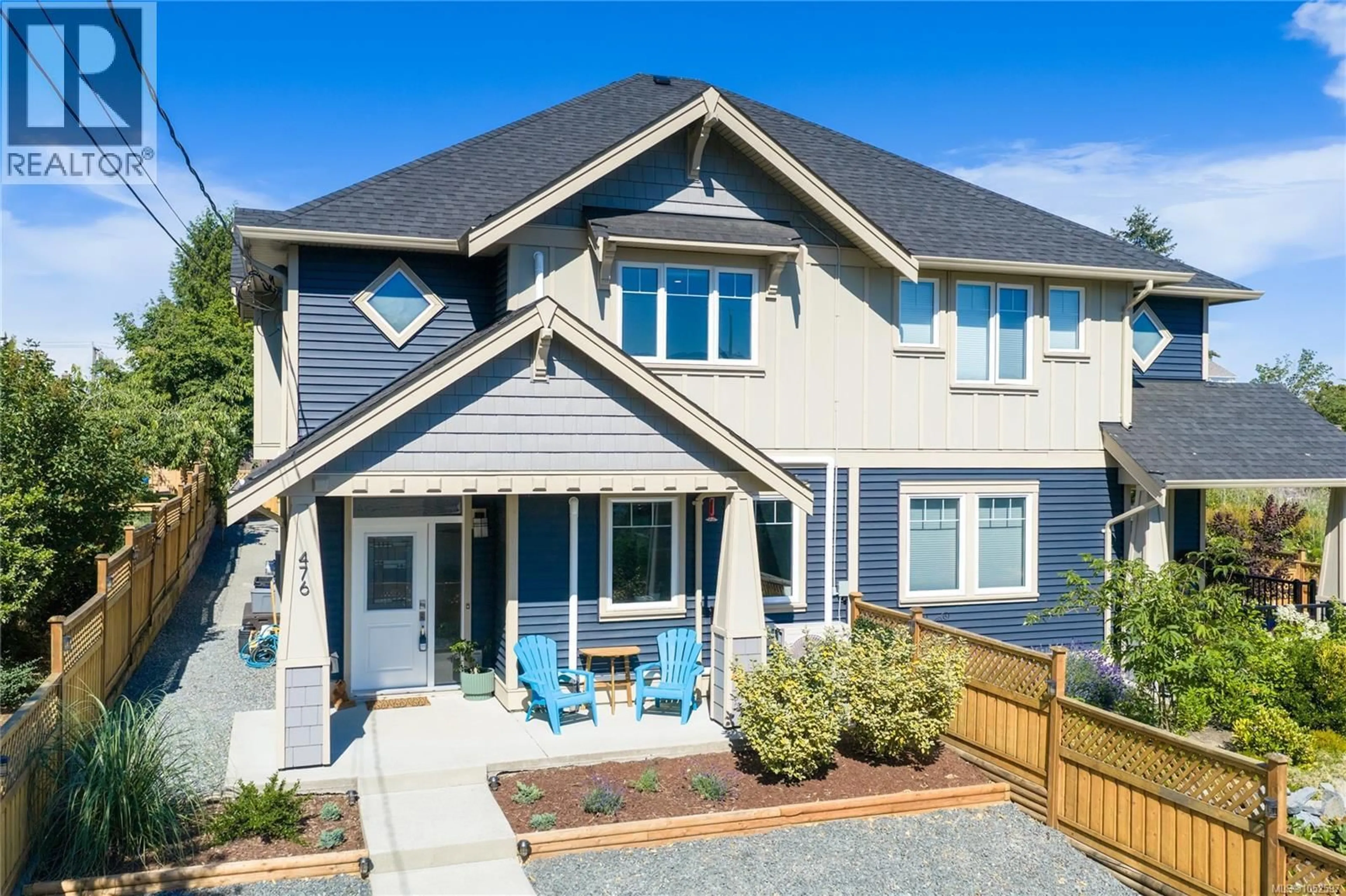 Home with vinyl exterior material, street for 476 MACHLEARY STREET, Nanaimo British Columbia V9R2H2