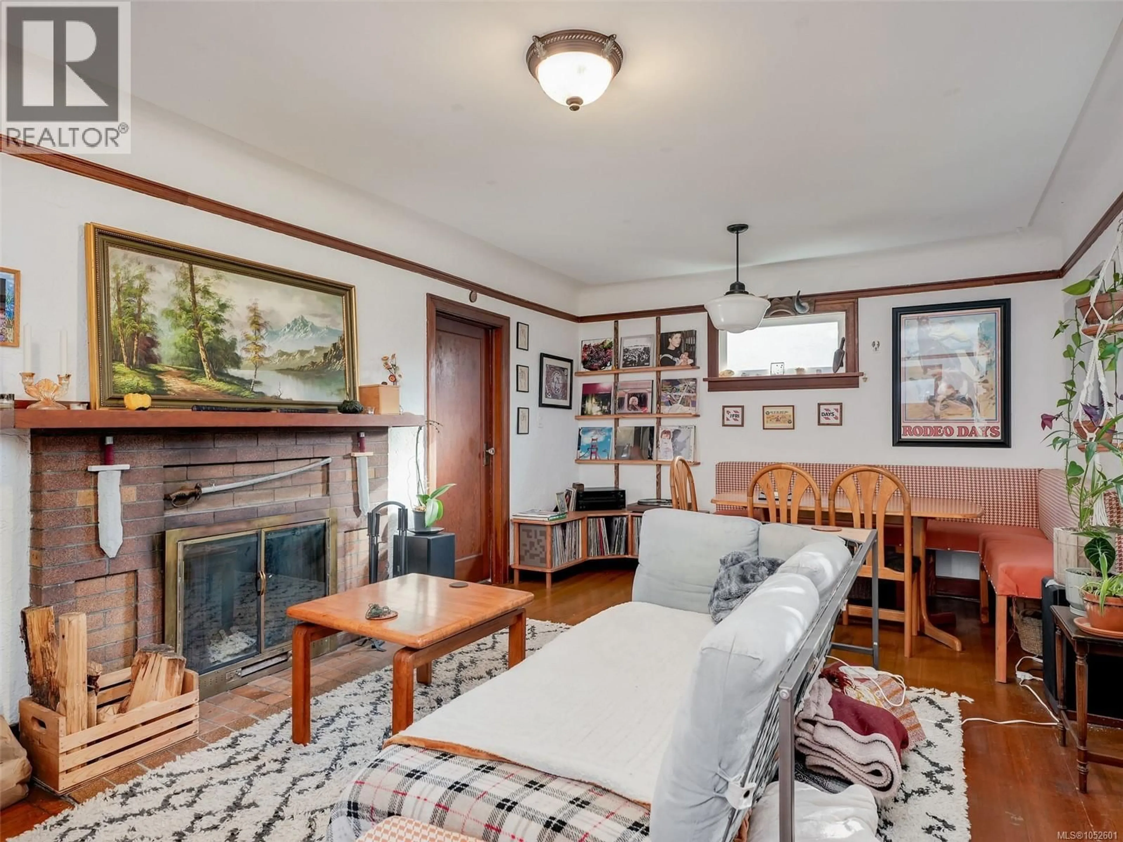 Living room with furniture, unknown for 1882 NEIL STREET, Saanich British Columbia V8R3C7