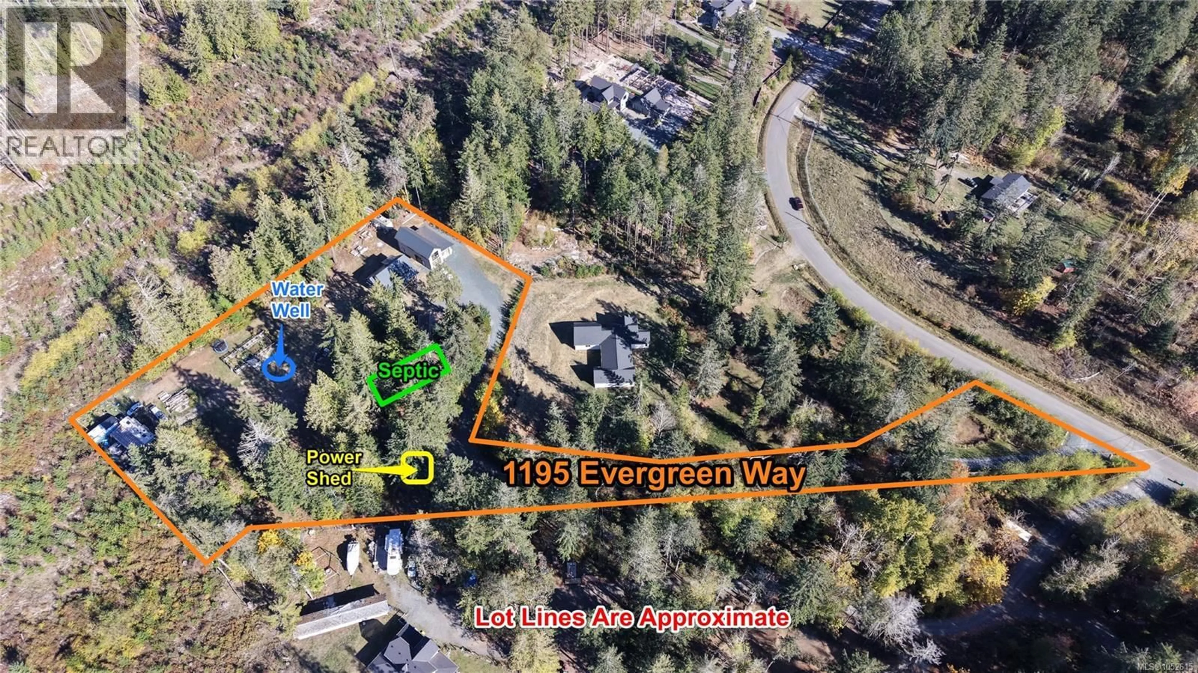 A pic from outside/outdoor area/front of a property/back of a property/a pic from drone, street for 1195 EVERGREEN WAY, Parksville British Columbia V9P2B1
