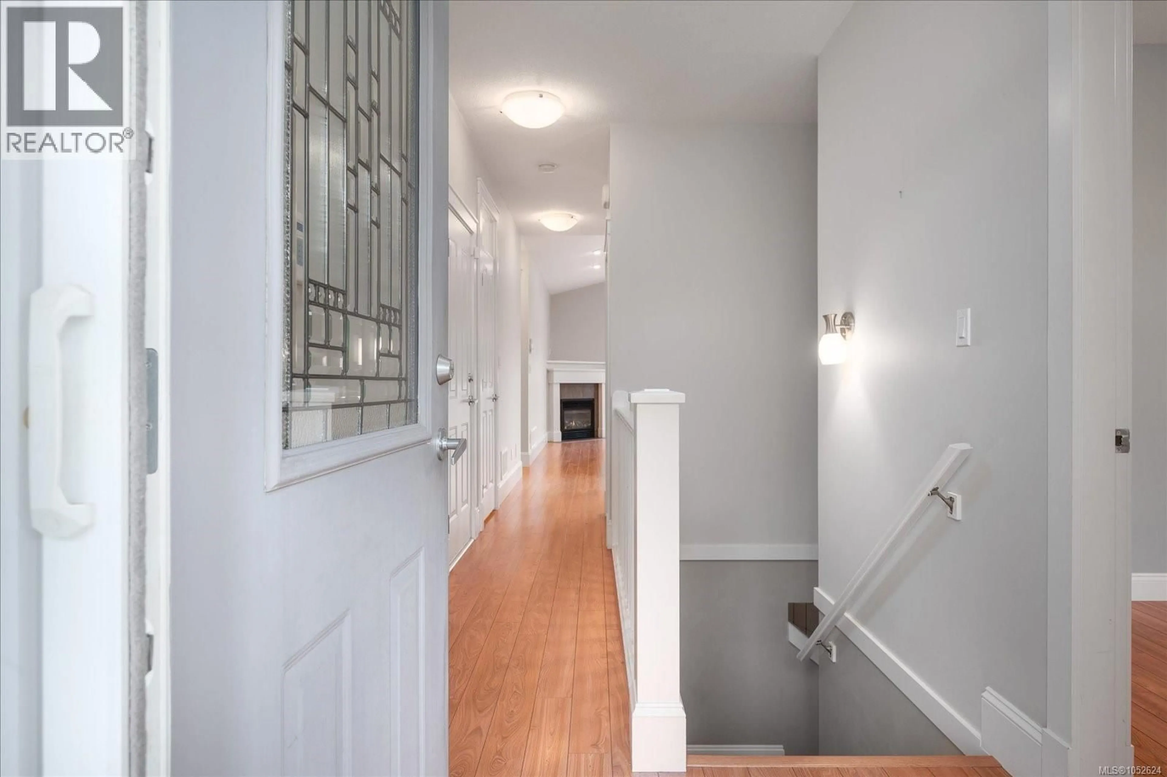 Indoor foyer for 31 - 3110 COOK STREET, Chemainus British Columbia V0R1K2