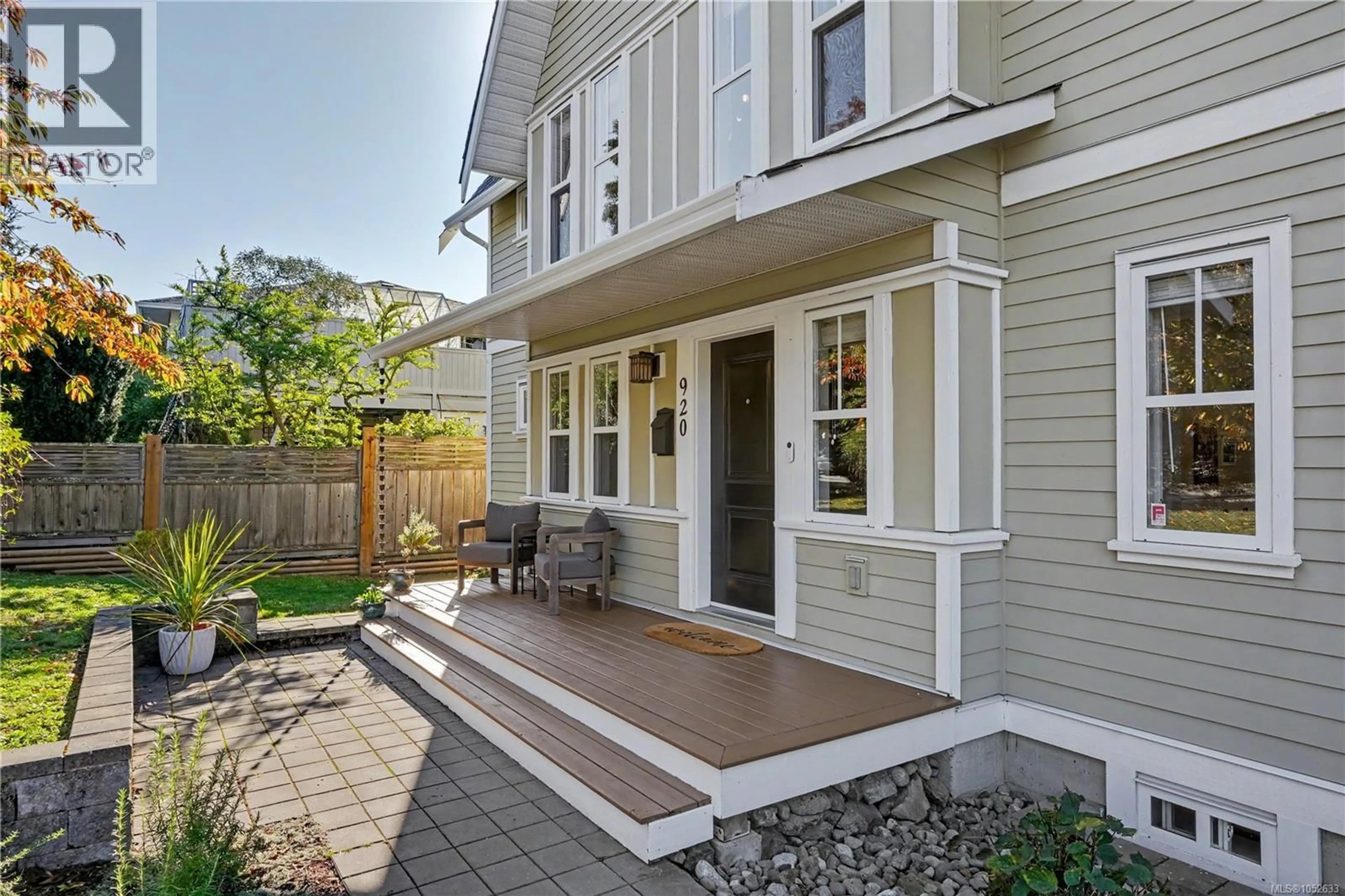 Unknown for 920 MARY STREET, Victoria British Columbia V9A3W6