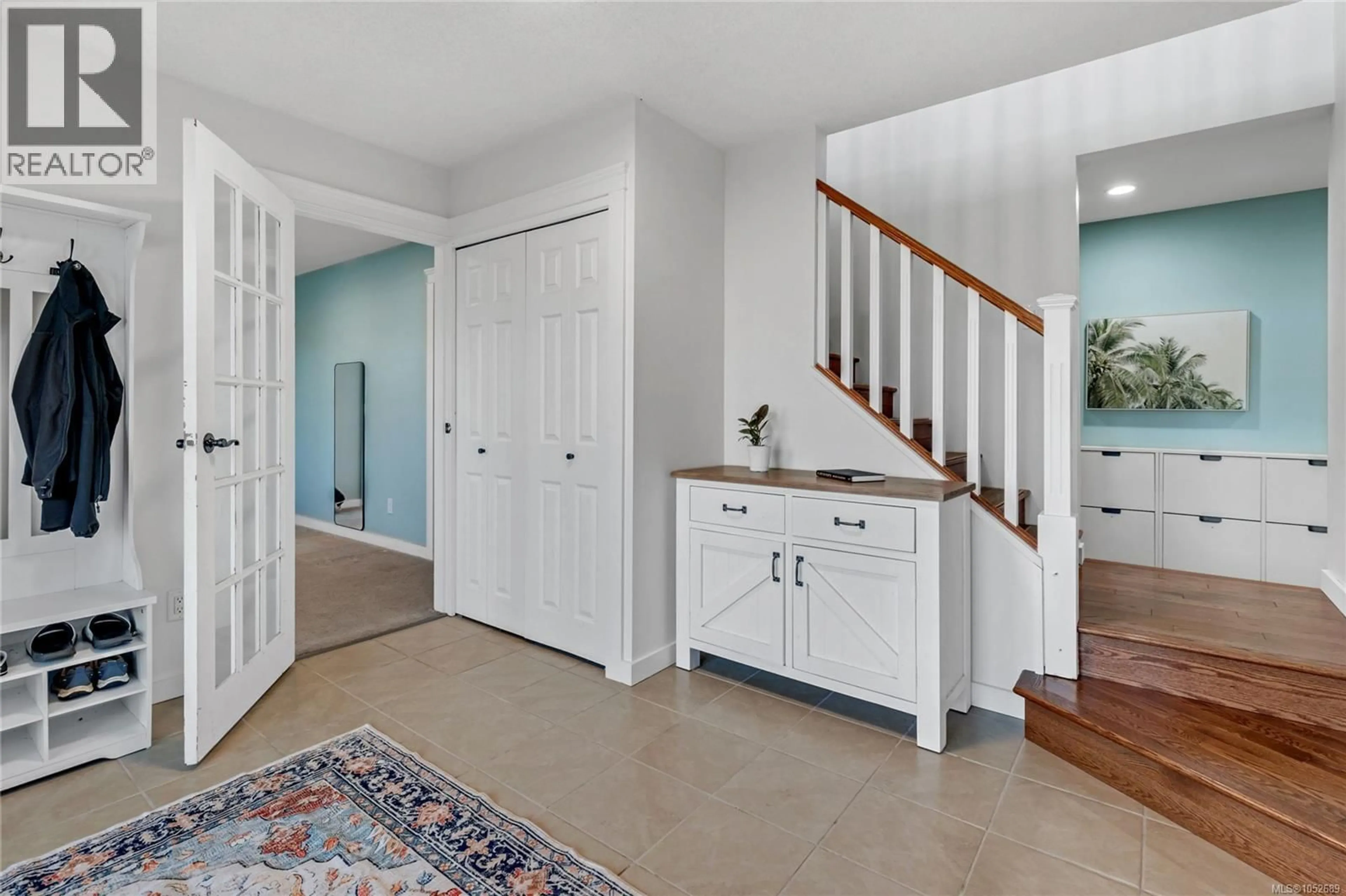Indoor entryway for 419 SEALION PLACE, Nanaimo British Columbia V9V1B3
