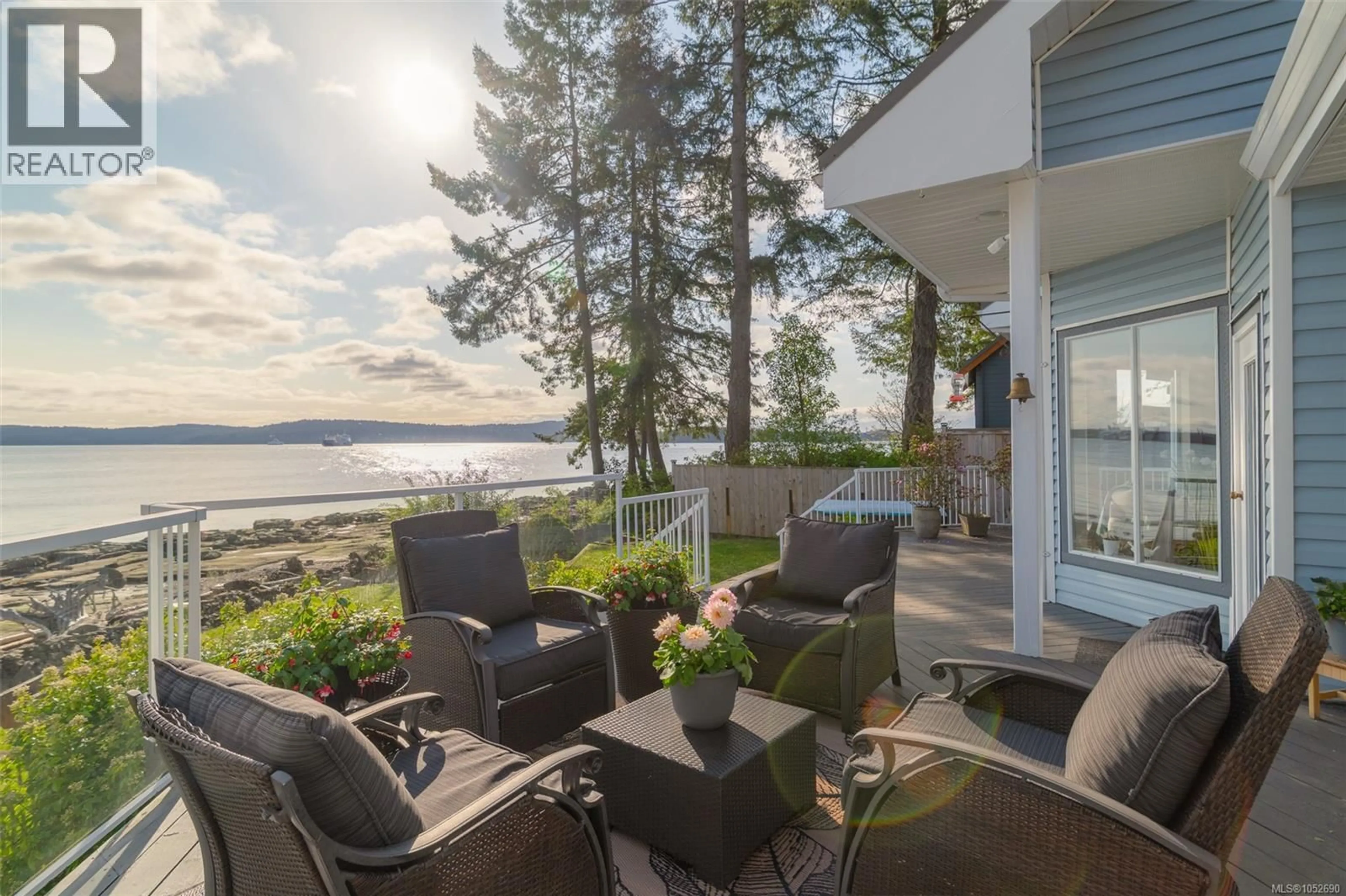 Patio, water/lake/river/ocean view for 192 CAPTAIN MORGANS BOULEVARD, Protection Island British Columbia V9R6R1