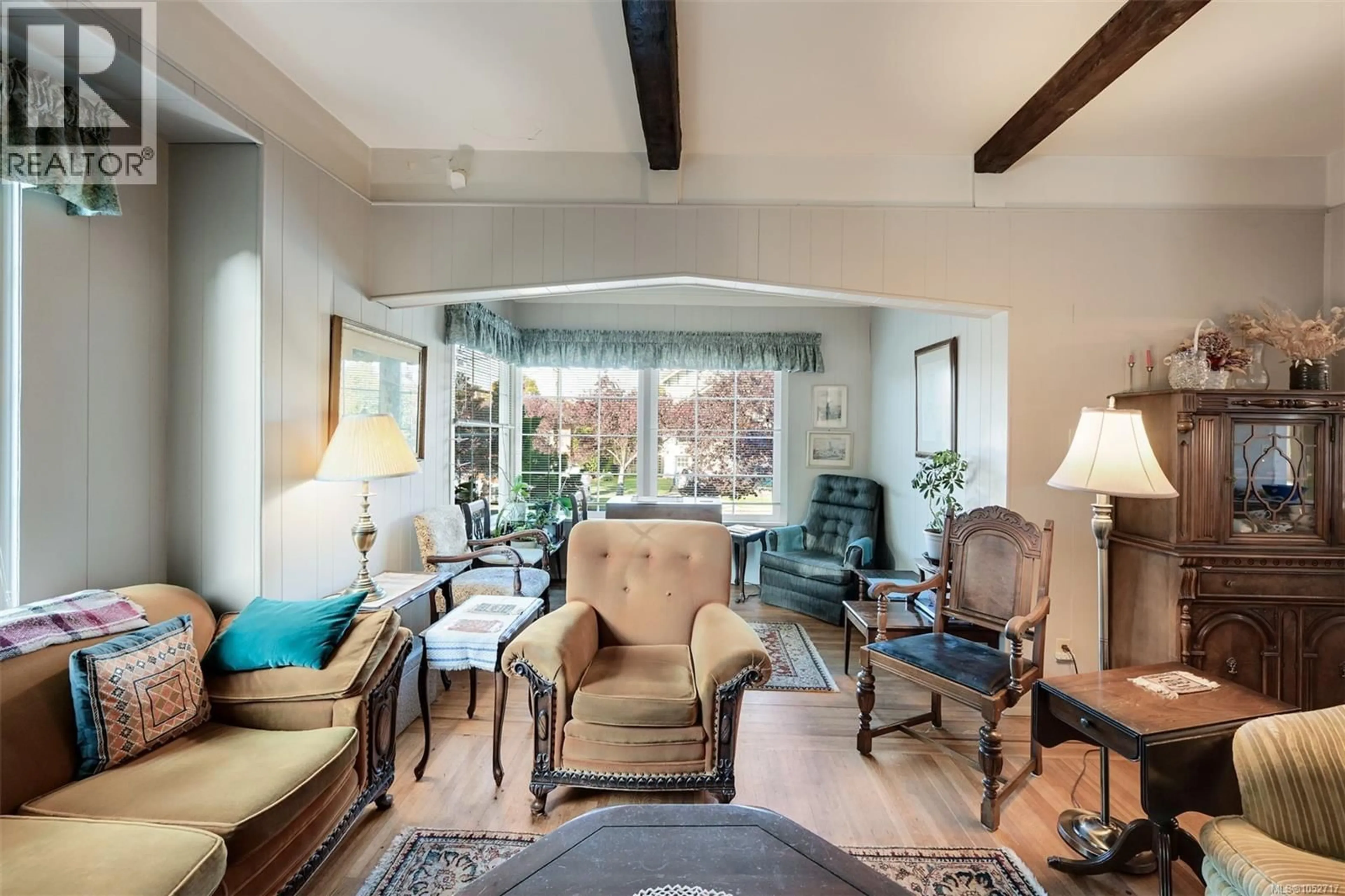 Living room with furniture, unknown for 145 BEECHWOOD AVENUE, Victoria British Columbia V8S3W4