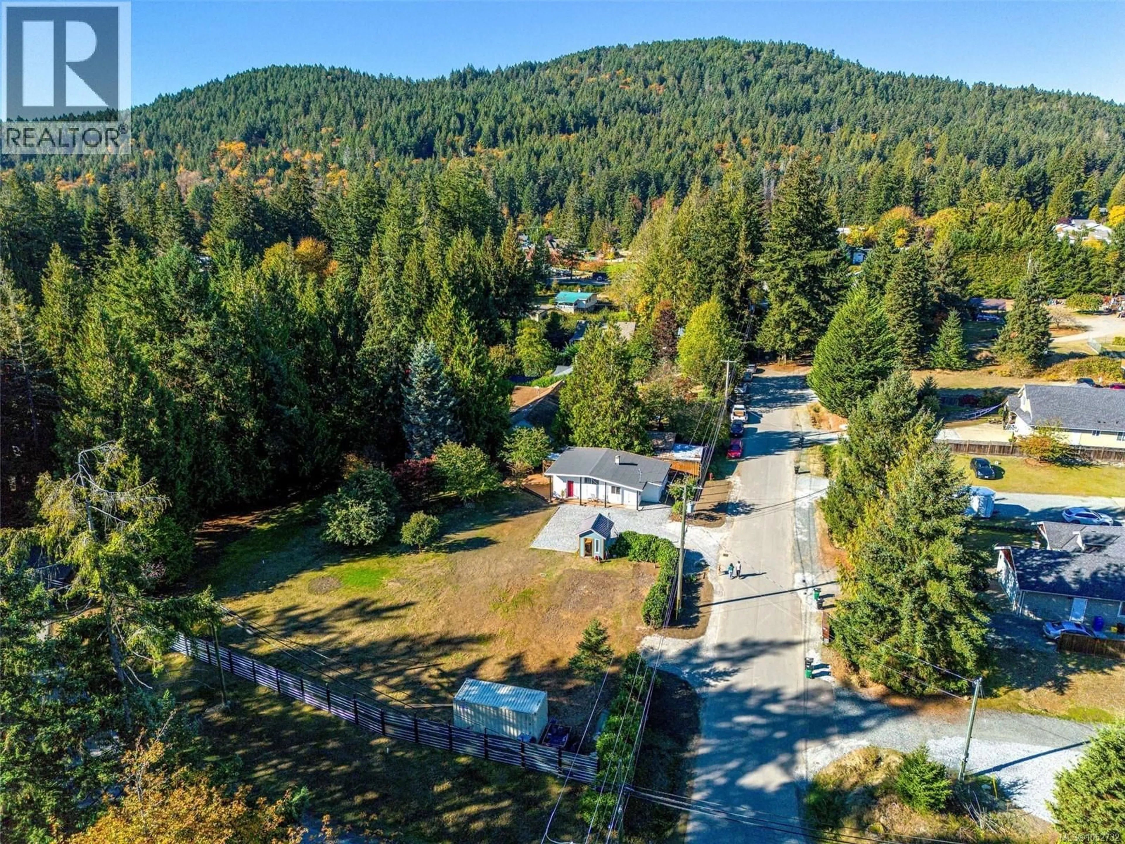 A pic from outside/outdoor area/front of a property/back of a property/a pic from drone, forest/trees view for 1404 FAIRFIELD ROAD, Cobble Hill British Columbia V8H0H7