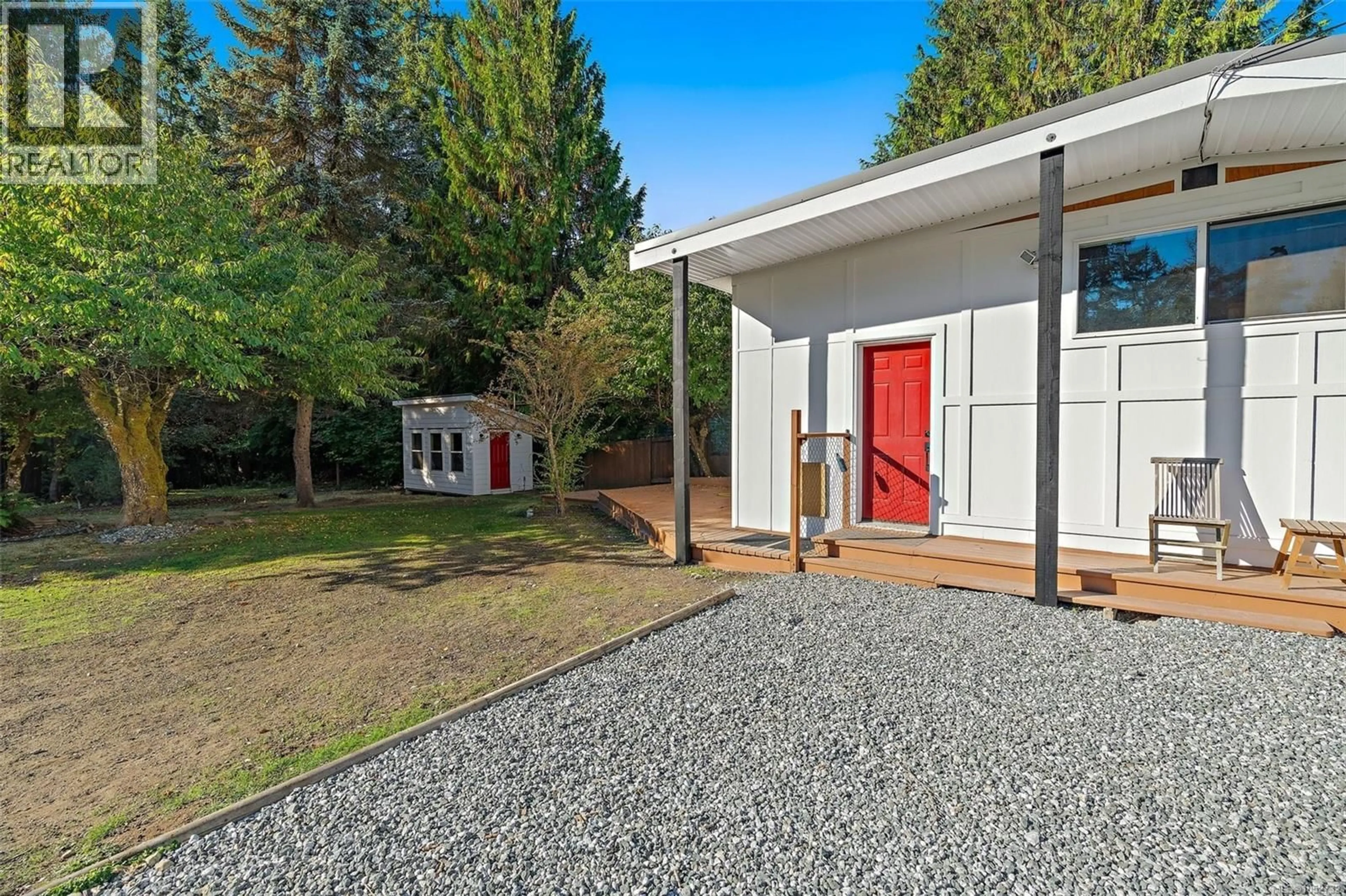A pic from outside/outdoor area/front of a property/back of a property/a pic from drone, street for 1404 FAIRFIELD ROAD, Cobble Hill British Columbia V8H0H7