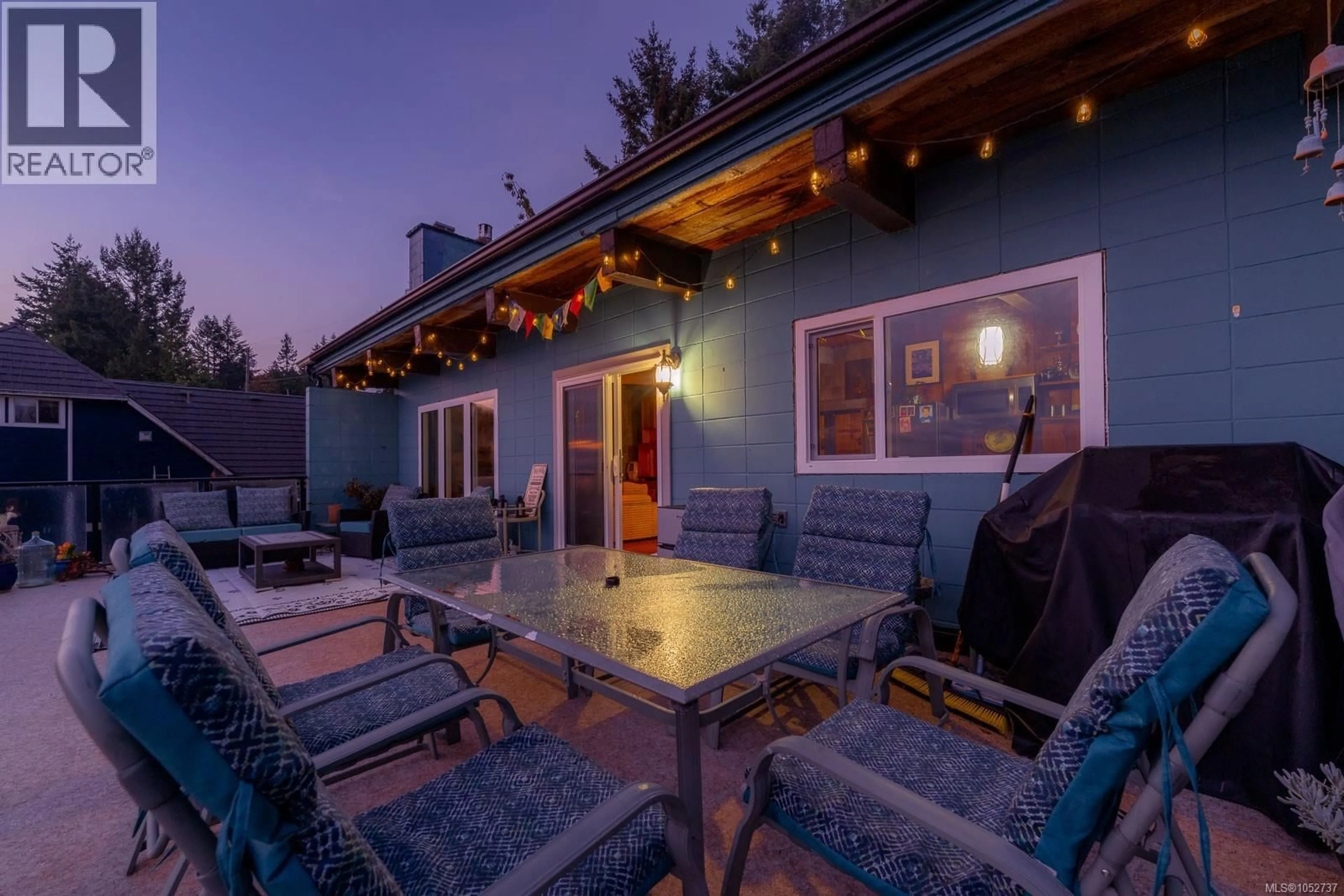 Patio, street for 2560 PYLADES DRIVE, Nanaimo British Columbia V9G1E5