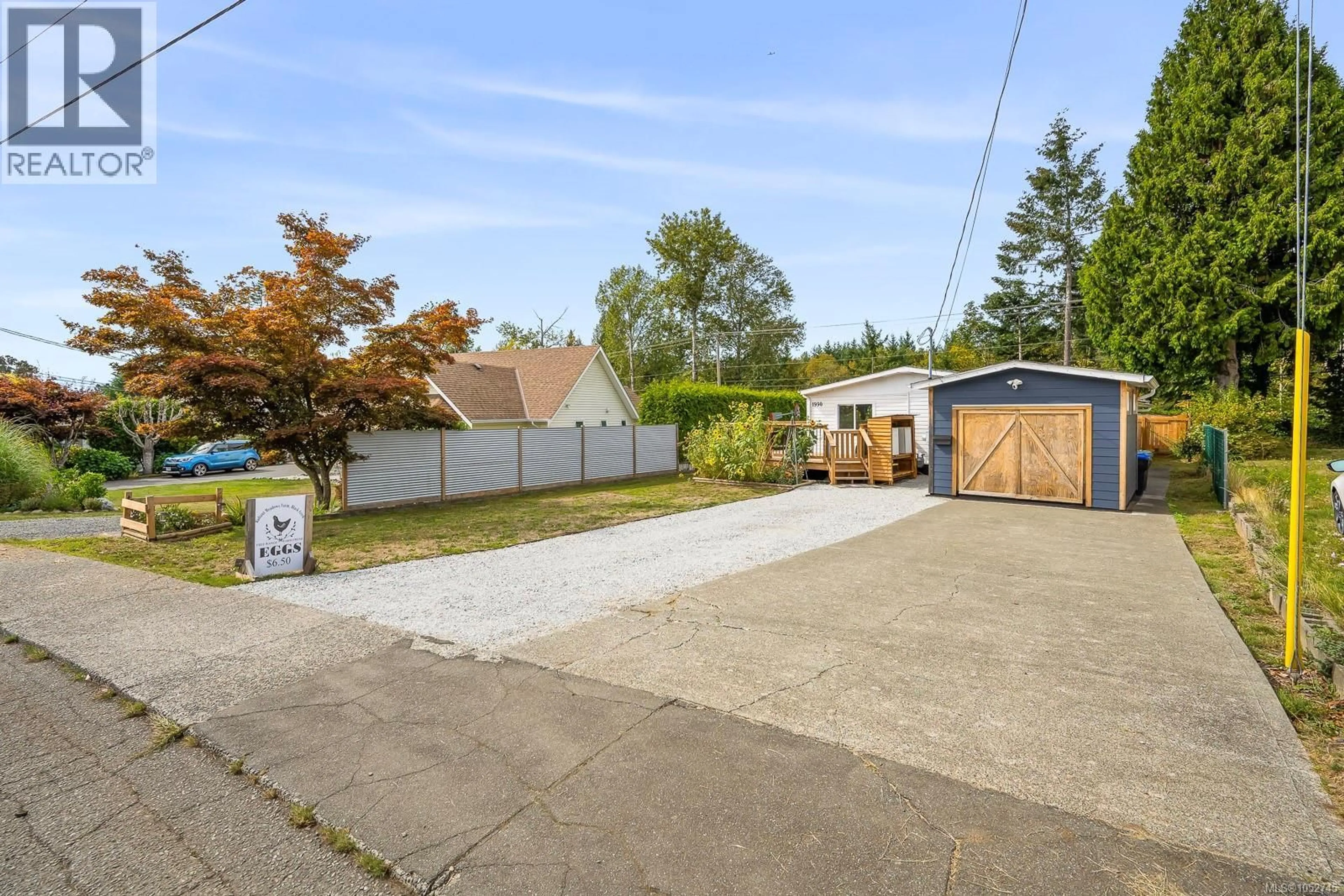 A pic from outside/outdoor area/front of a property/back of a property/a pic from drone, street for 1990 4TH STREET EAST, Courtenay British Columbia V9N6V3
