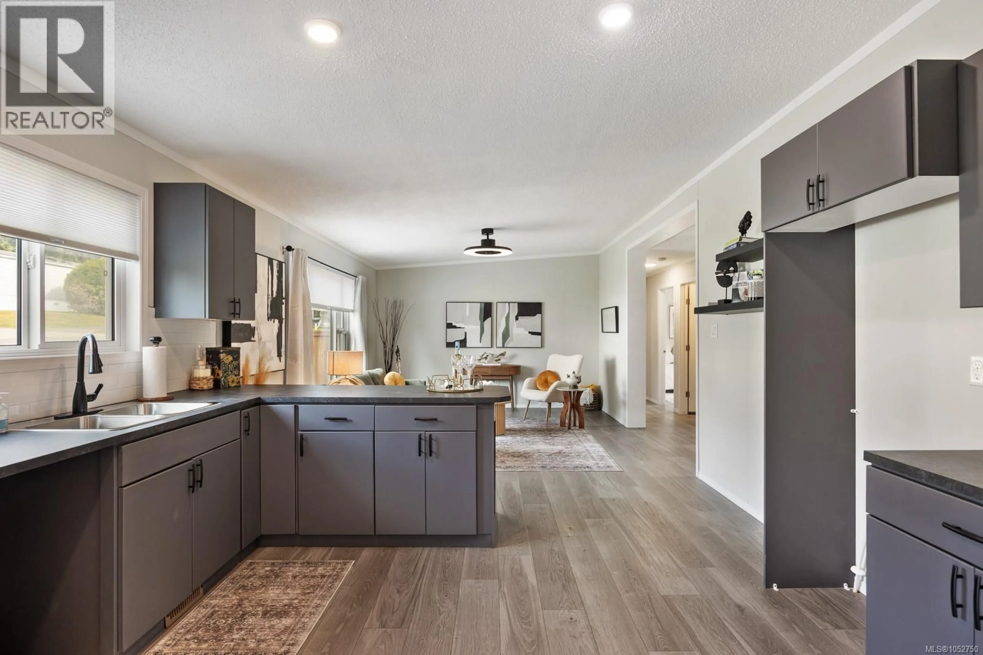 Open concept kitchen, unknown for 72 - 1160 SHELLBOURNE BOULEVARD, Campbell River British Columbia V9W5G5