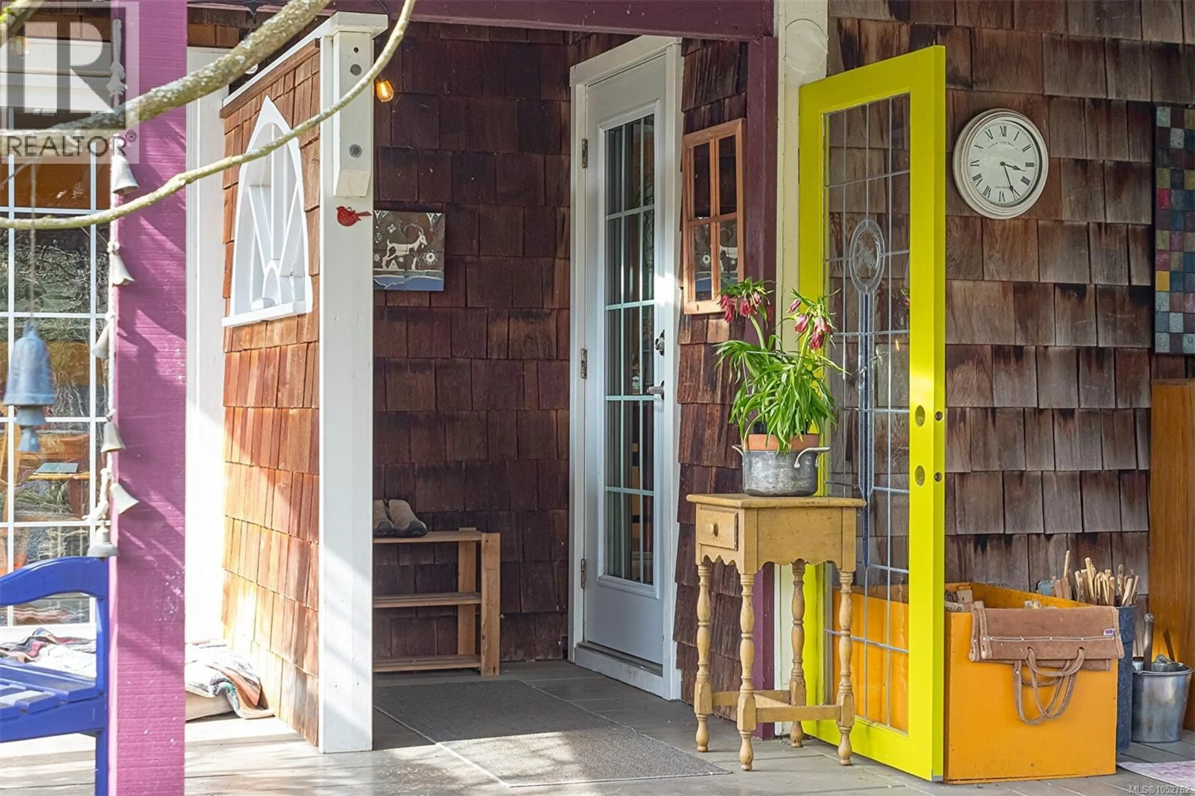 Indoor entryway for 2780 RITTEN ROAD, Nanaimo British Columbia V9X1W4
