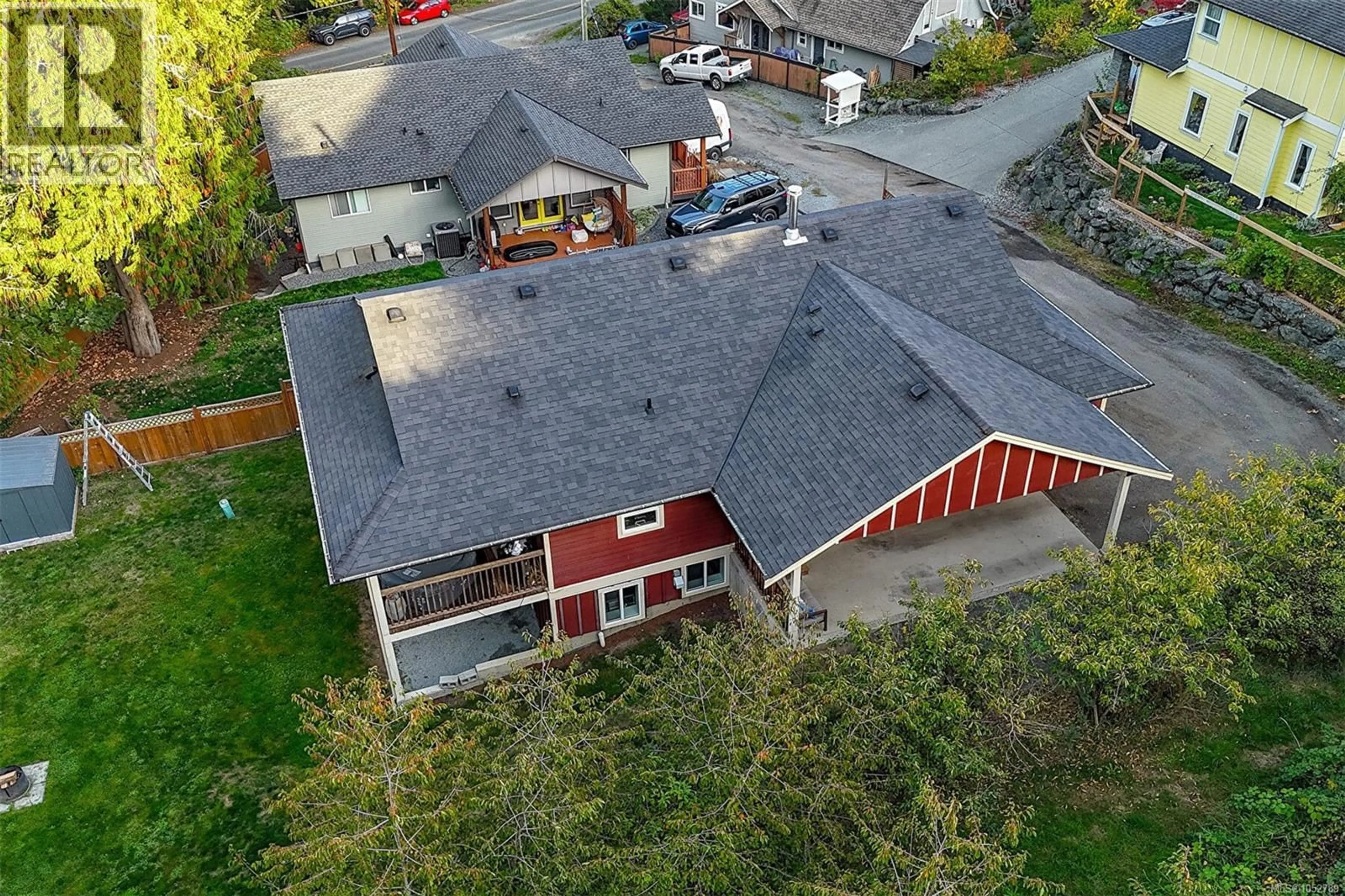 A pic from outside/outdoor area/front of a property/back of a property/a pic from drone, building for 5274 KOKSILAH ROAD, Duncan British Columbia V9L6V3