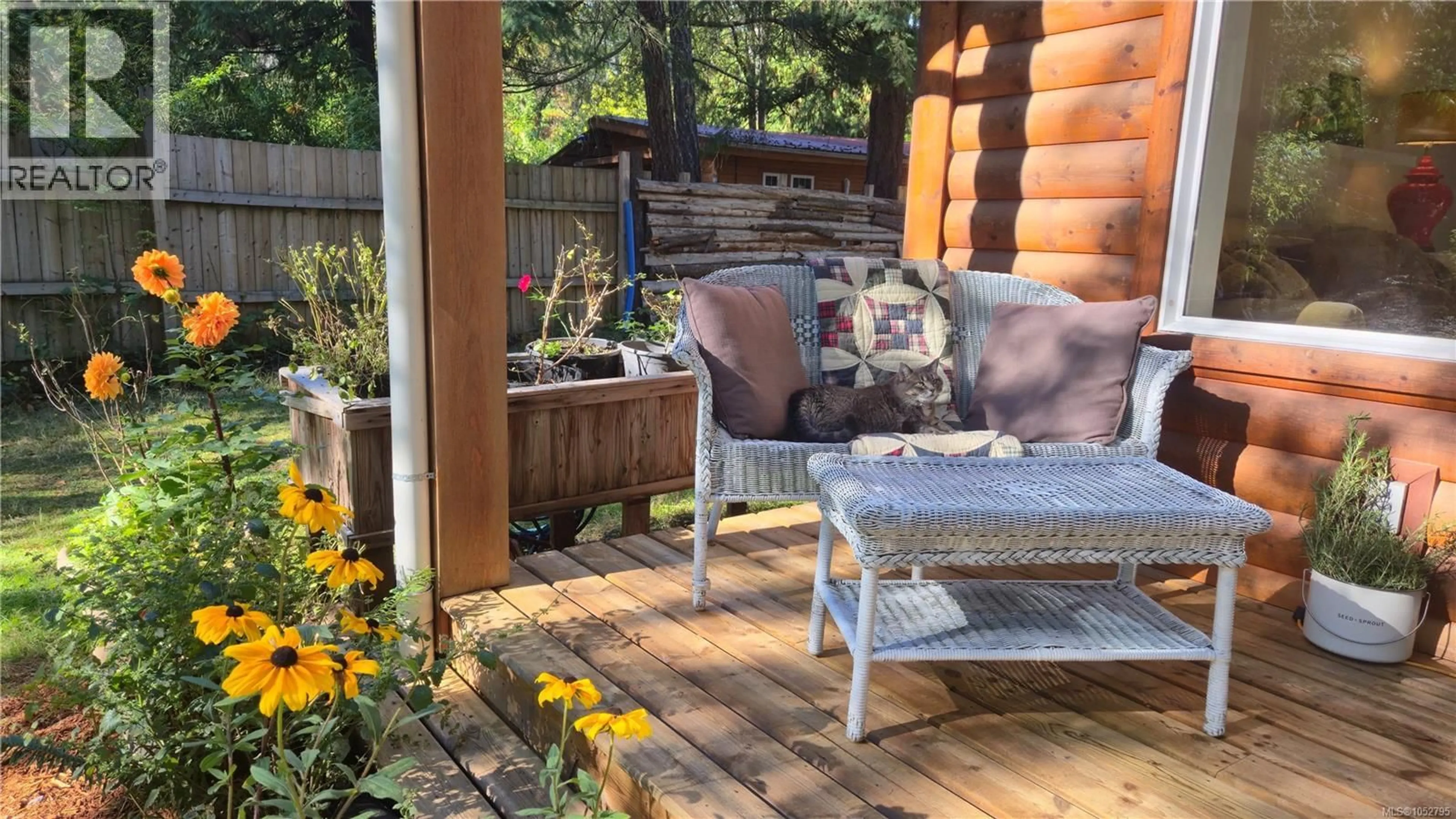 Patio, unknown for 434 DUNSHIRE DRIVE, Gabriola Island British Columbia V0R1X2
