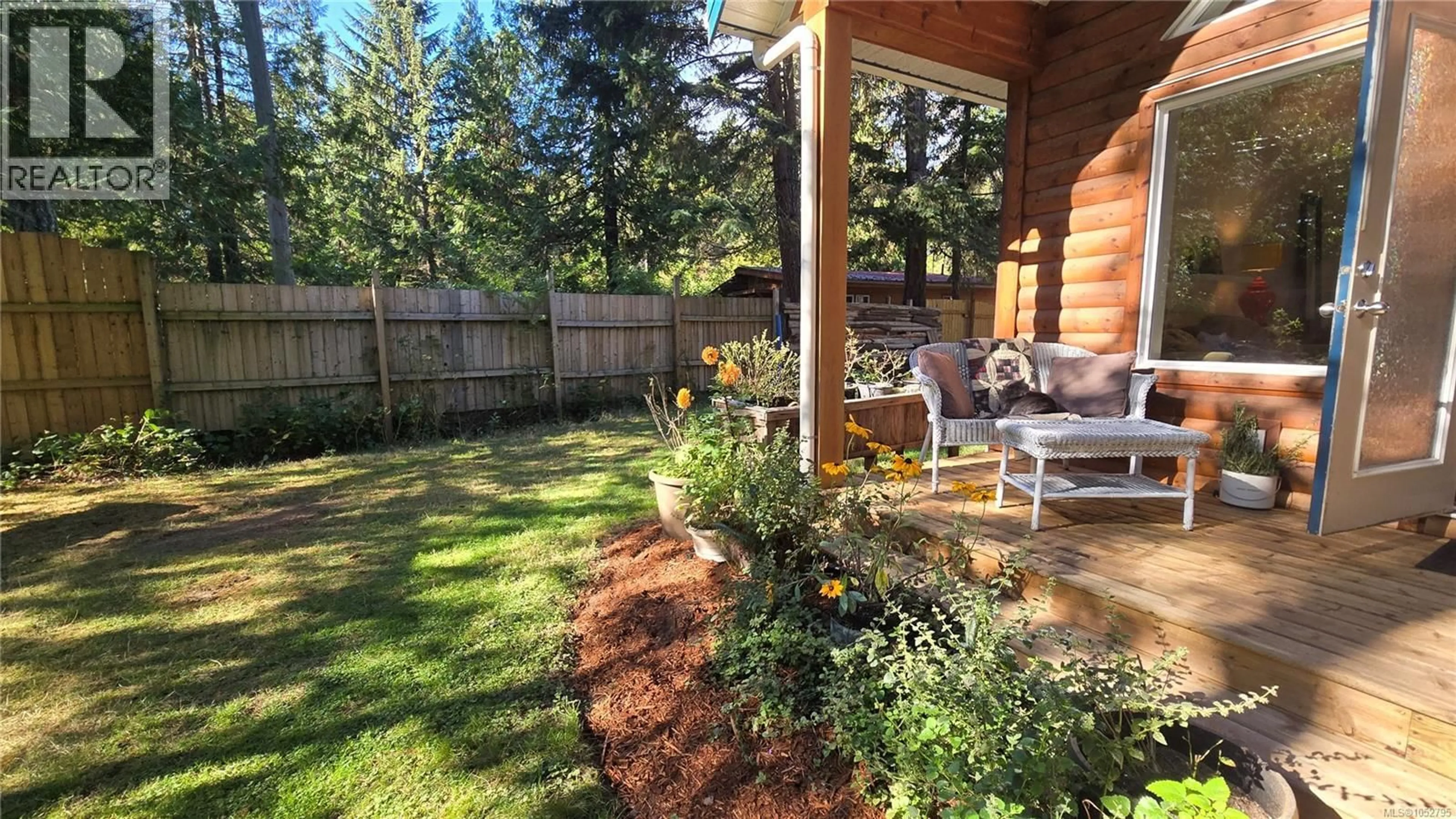 Patio, unknown for 434 DUNSHIRE DRIVE, Gabriola Island British Columbia V0R1X2