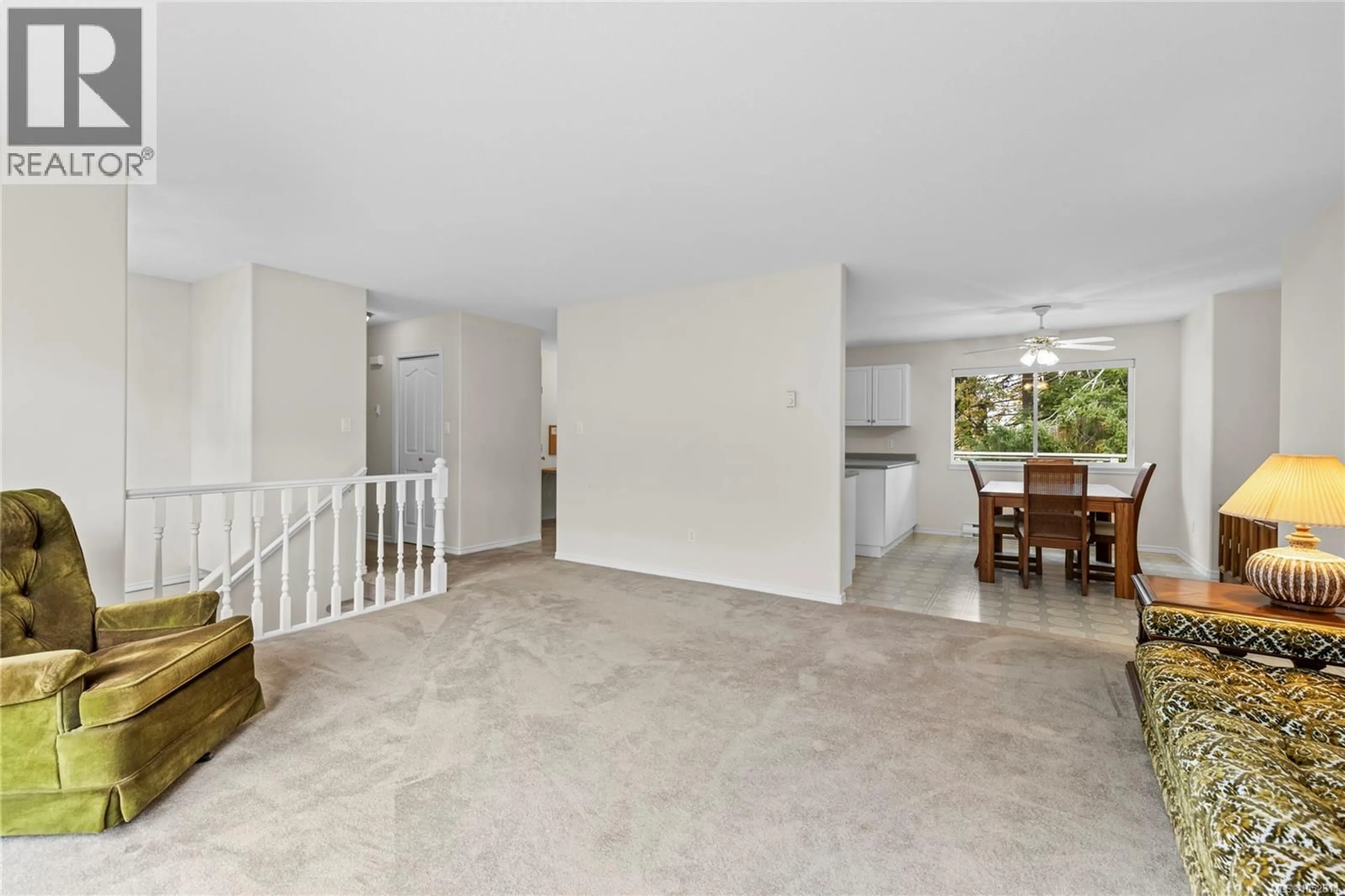 Unknown for 1024 CENTRE CRESCENT, Qualicum Beach British Columbia V9K2G6