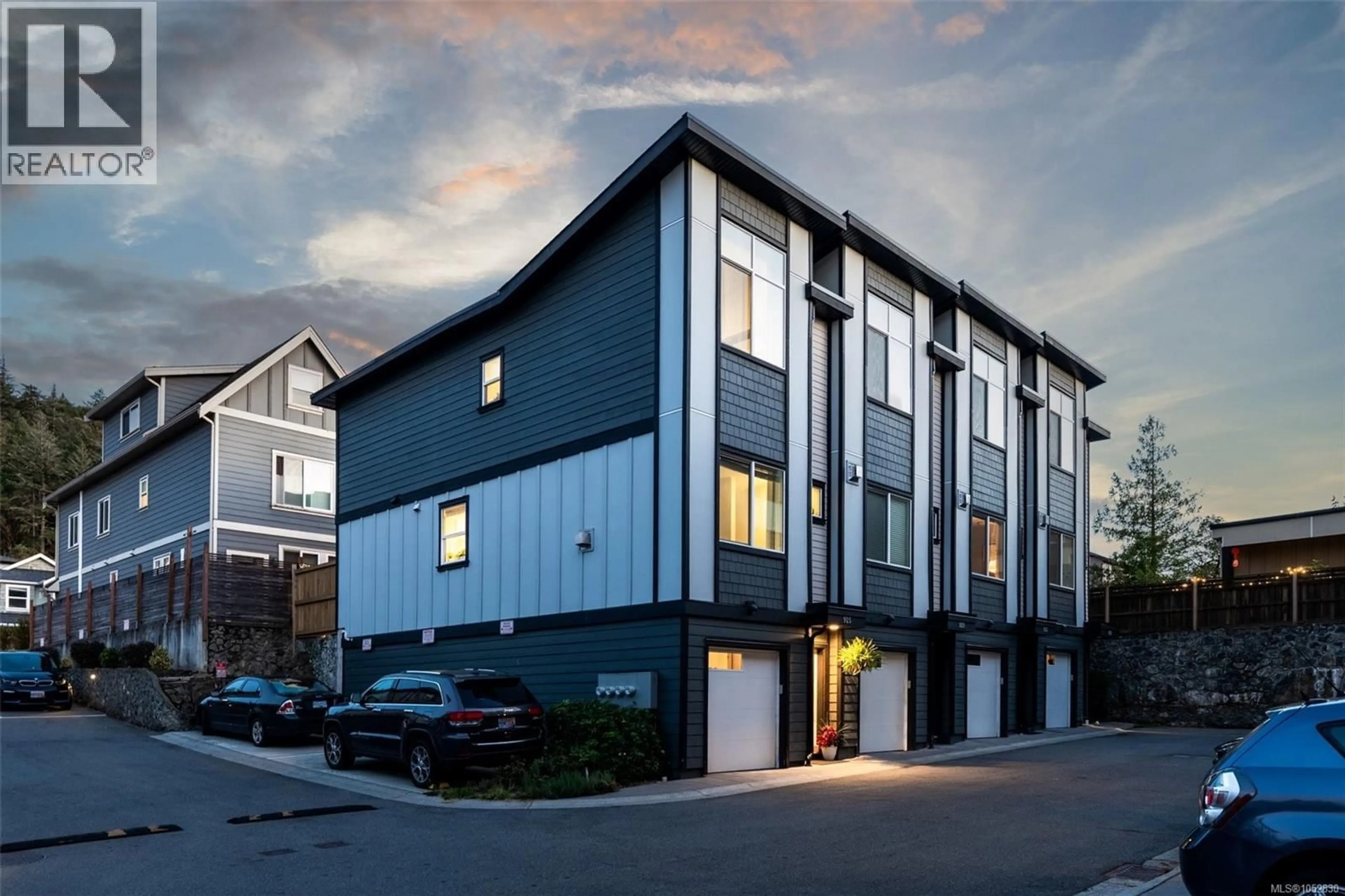 Unknown for 925 TURNSTONE RIDGE, Langford British Columbia V9C2Y4