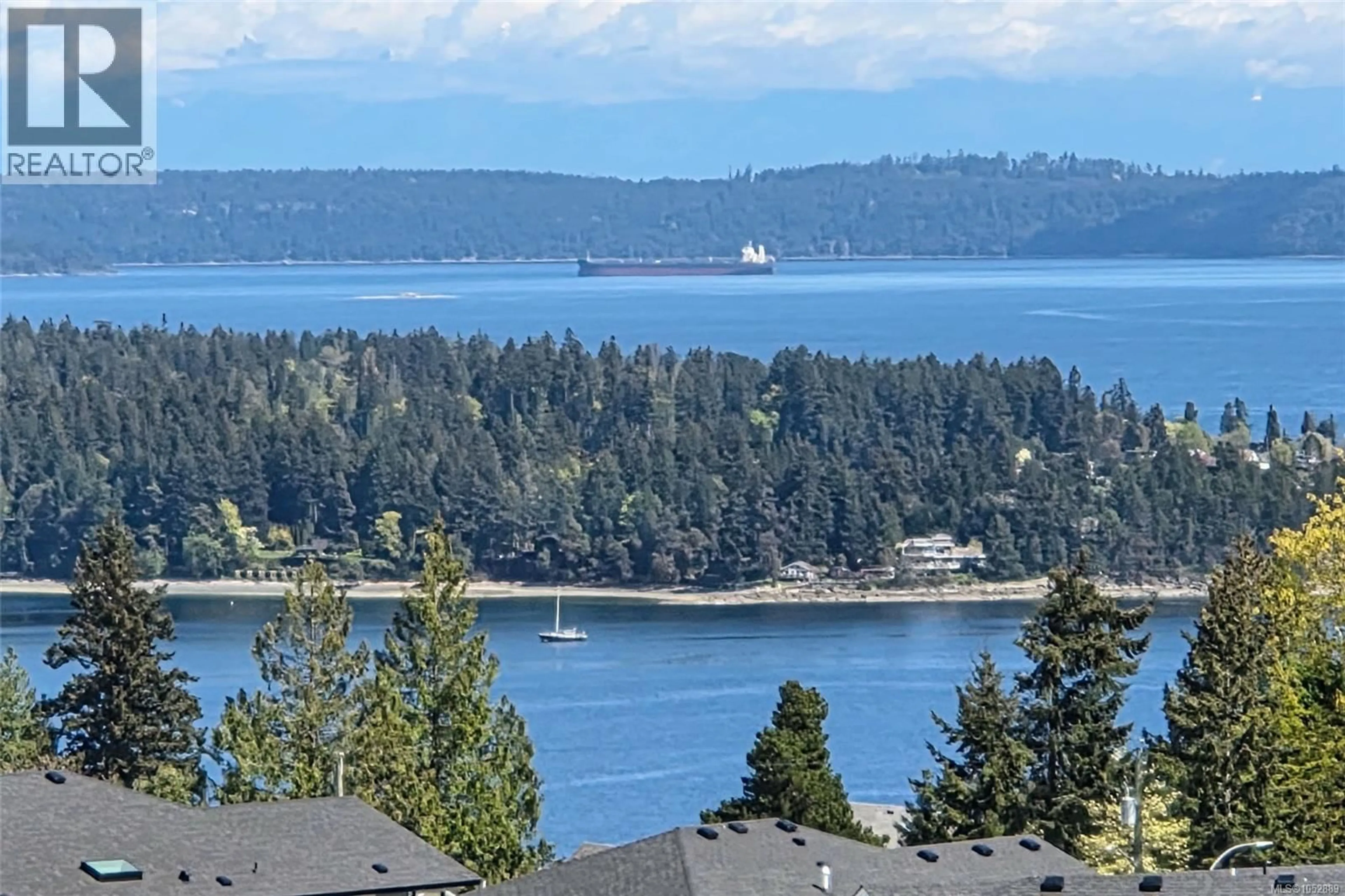 A pic from outside/outdoor area/front of a property/back of a property/a pic from drone, water/lake/river/ocean view for 920 CRAIG ROAD, Ladysmith British Columbia V9G2C4