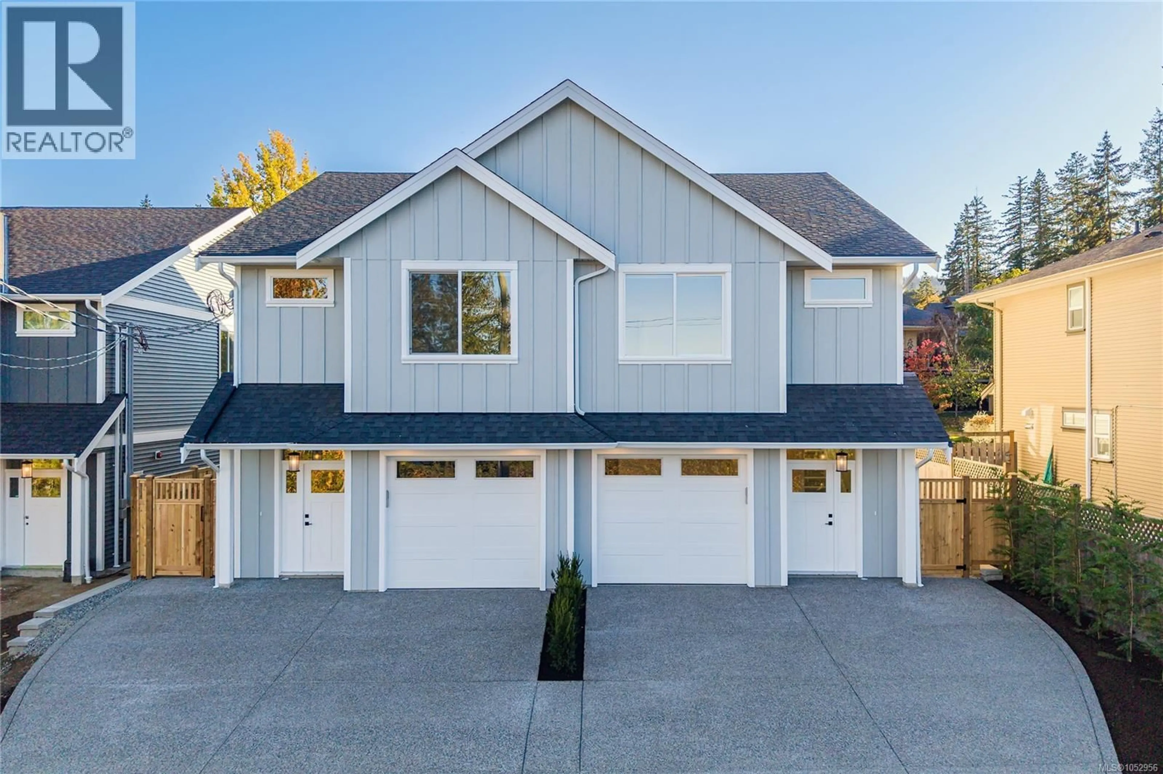 Home with vinyl exterior material, street for 101 - 2237 ASHLEE ROAD, Nanaimo British Columbia V9R6S3