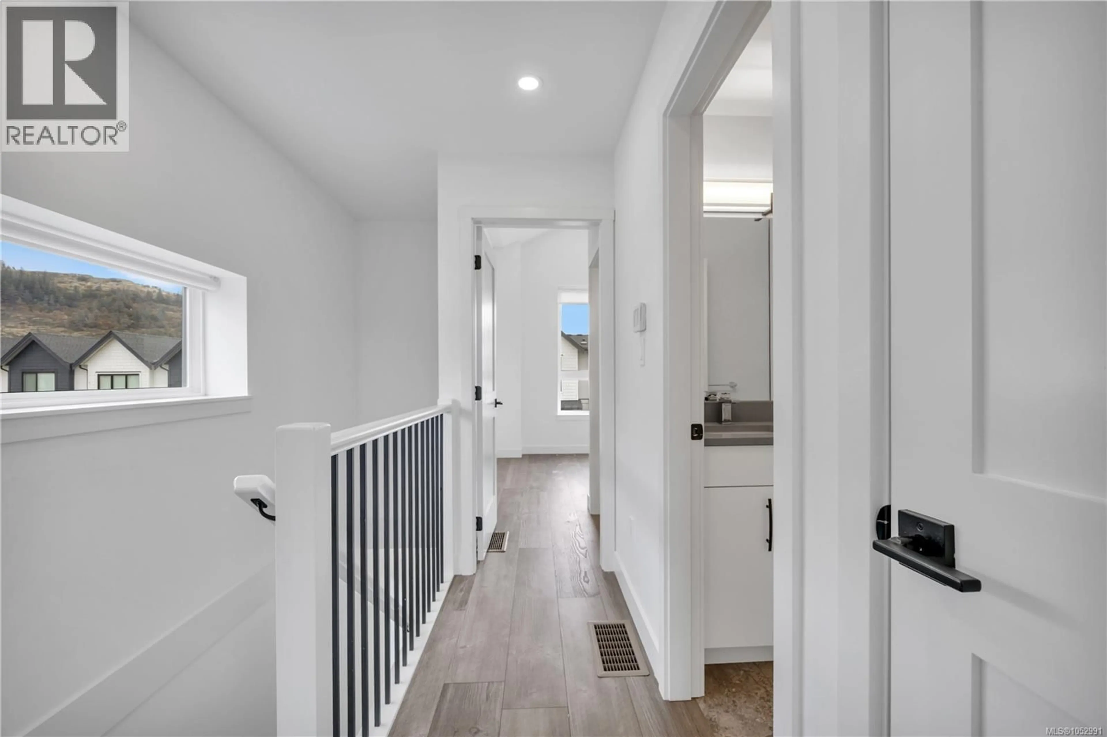 Indoor entryway for 1036 BOXCAR CLOSE, Langford British Columbia V9B0Y4