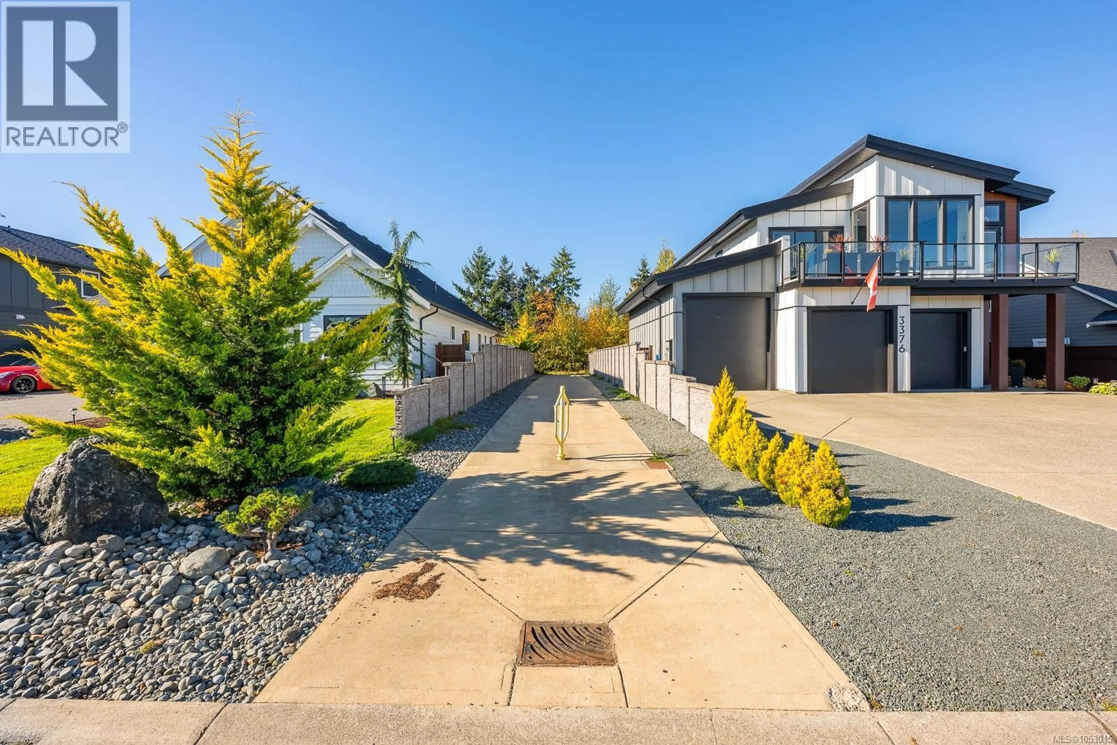 A pic from outside/outdoor area/front of a property/back of a property/a pic from drone, street for 3376 EAGLEVIEW CRESCENT, Courtenay British Columbia V9N0B6