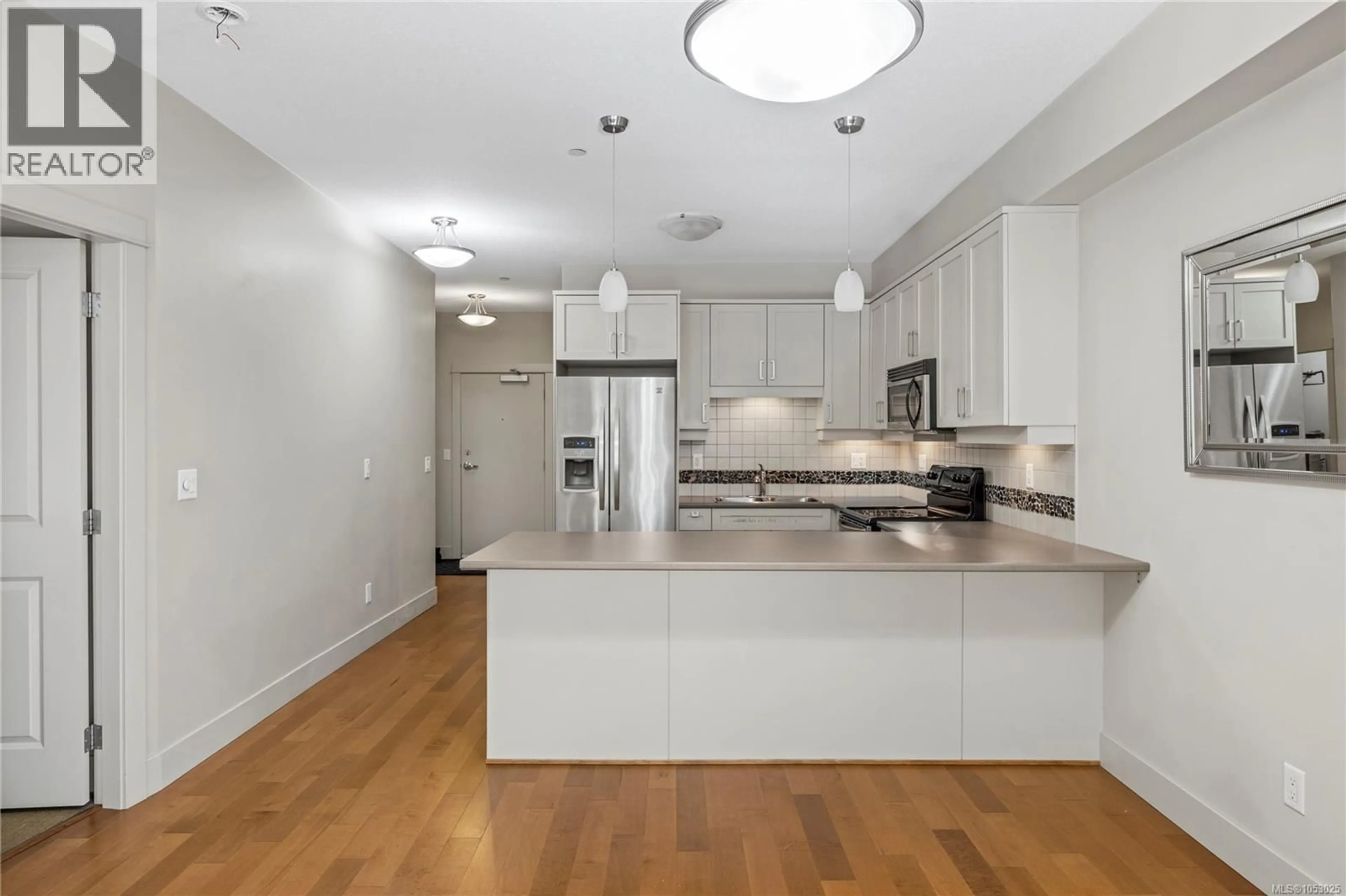 Open concept kitchen, unknown for 114 - 6310 MCROBB AVENUE, Nanaimo British Columbia V9V1W8