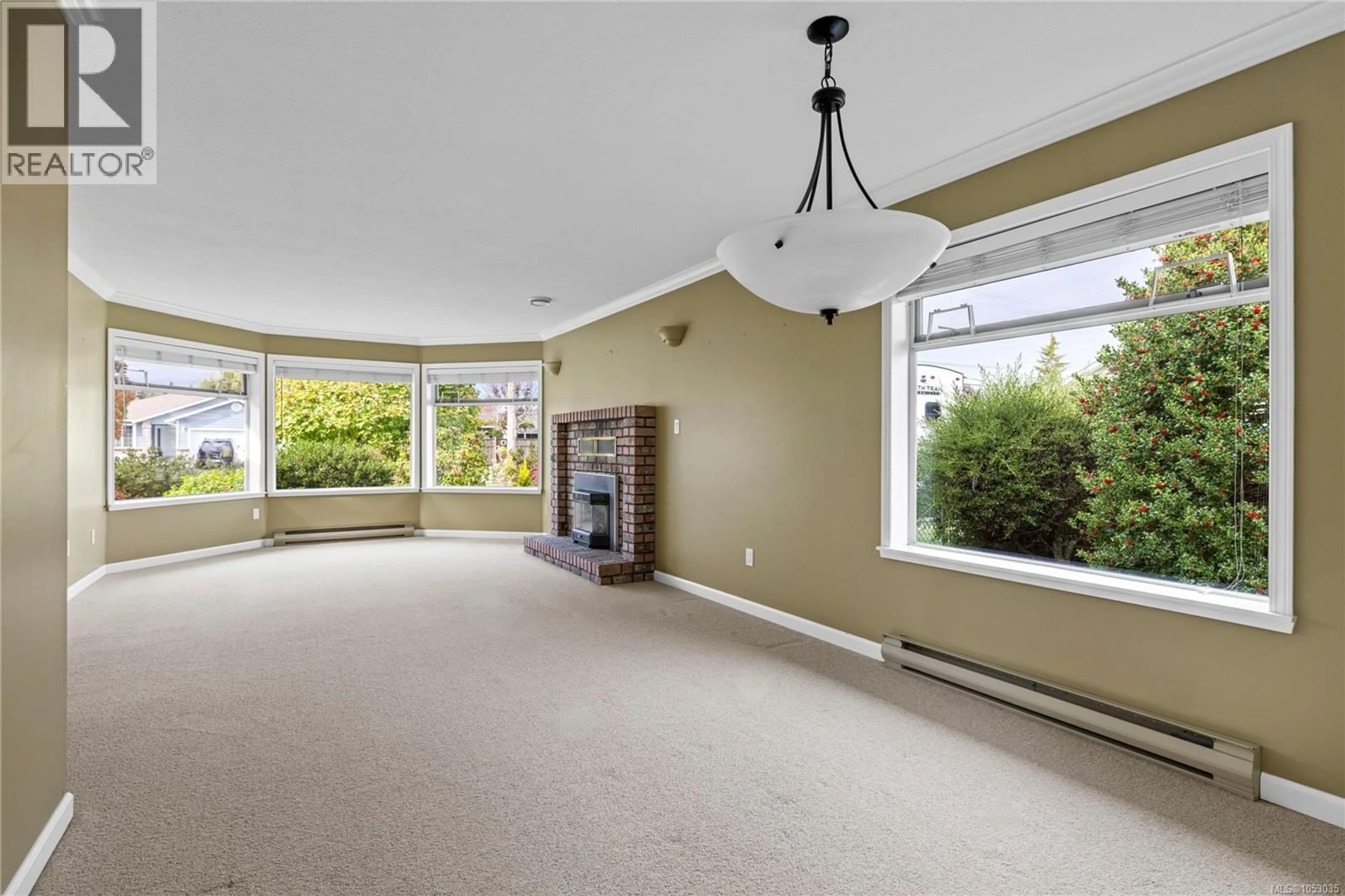 A pic of a room for 823 YAMBURY ROAD, Qualicum Beach British Columbia V9K2K8