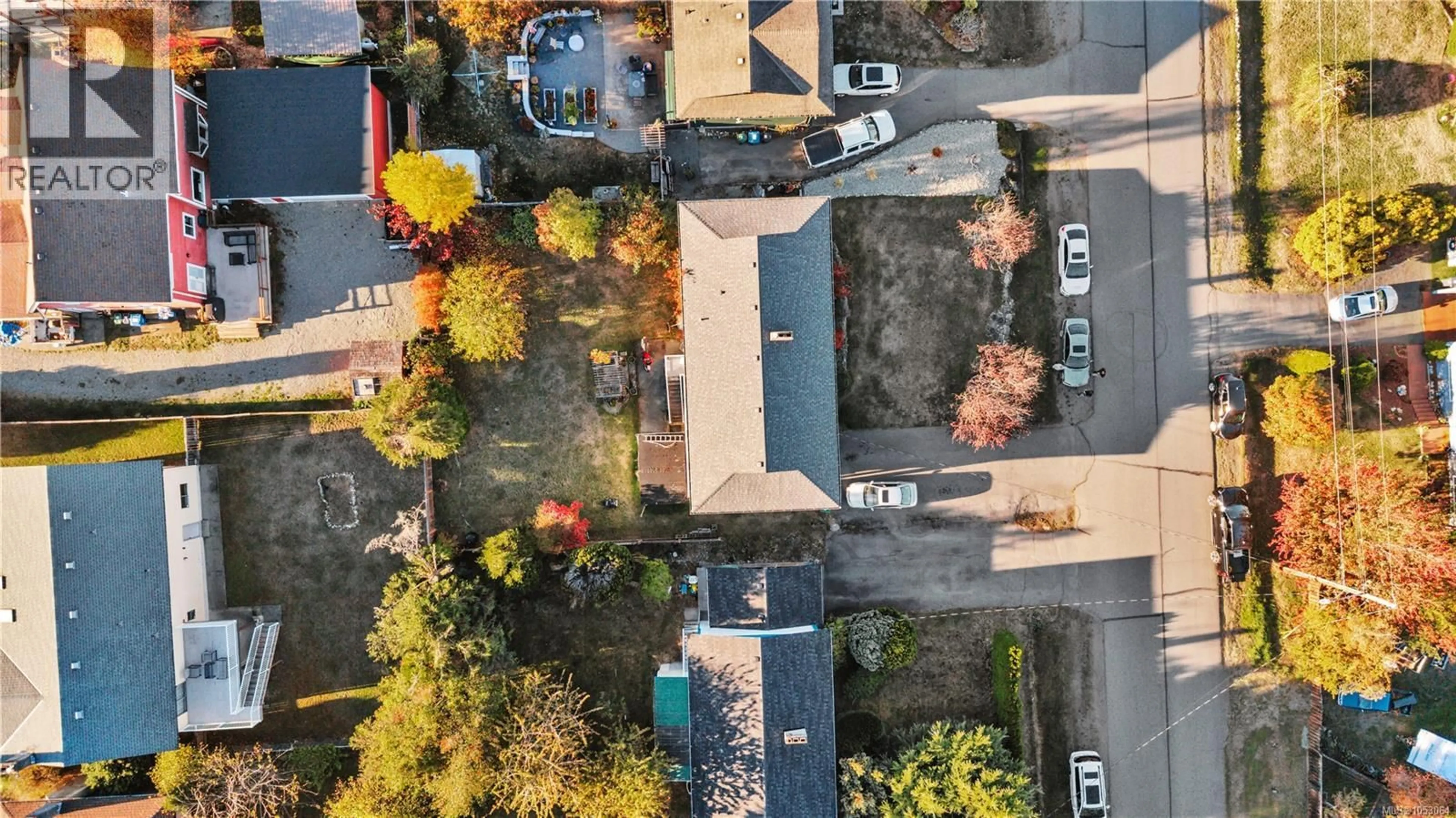 A pic from outside/outdoor area/front of a property/back of a property/a pic from drone, street for 2935 COLWOOD ROAD, Nanaimo British Columbia V9T1V4