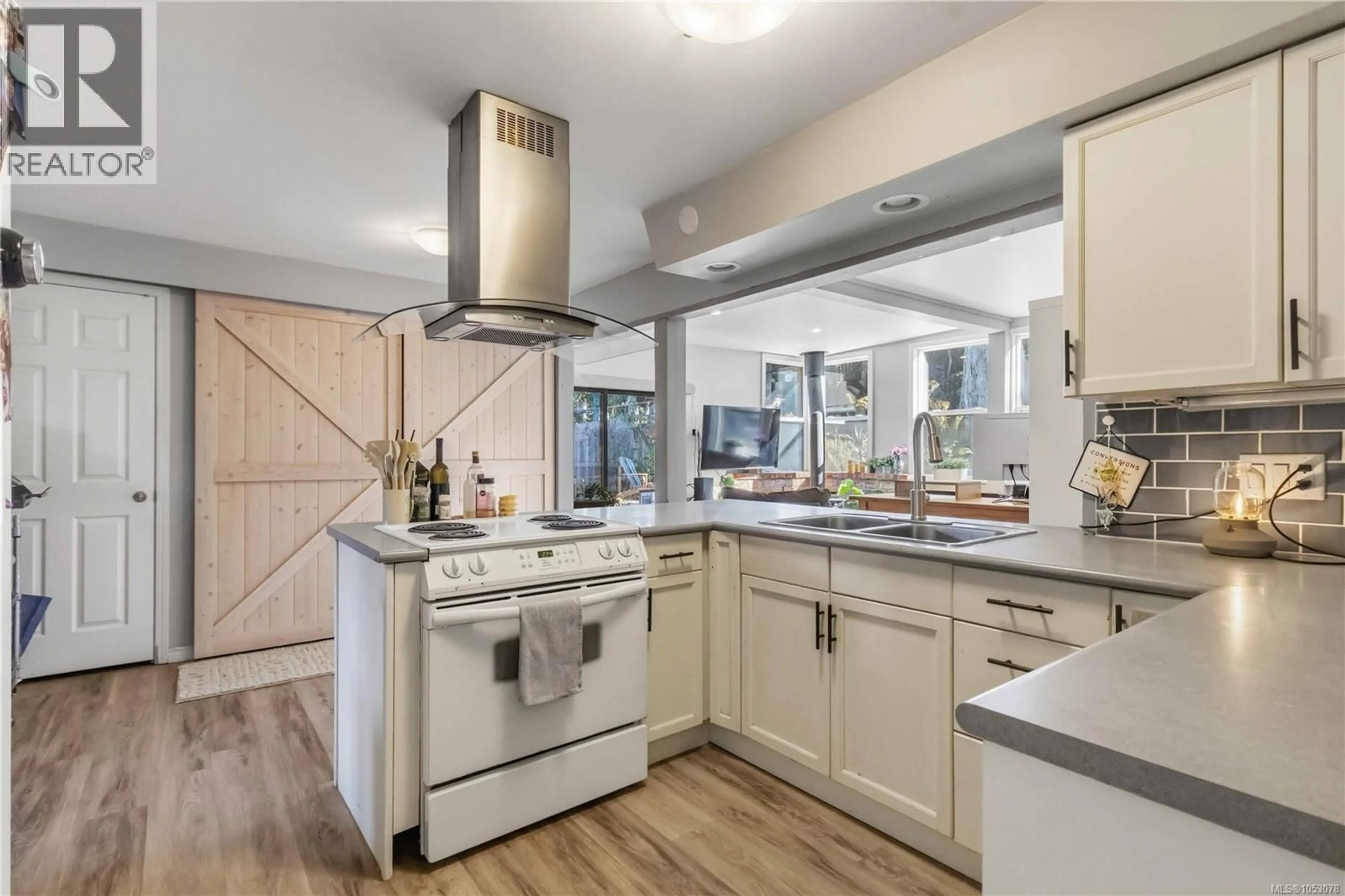 Unknown for 659 STRANDLUND AVENUE, Langford British Columbia V9B3G2