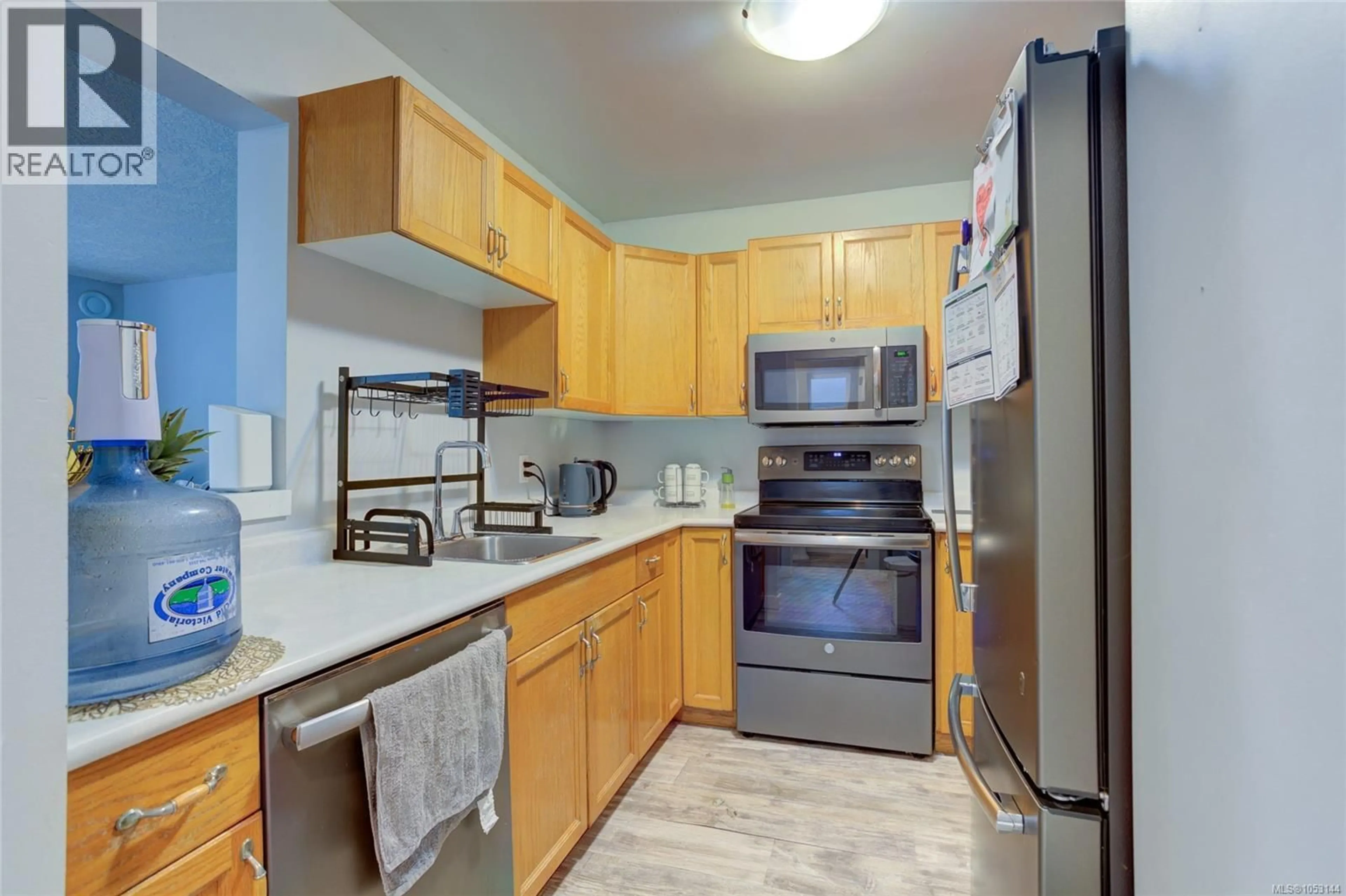 Standard kitchen, unknown for 29 - 215 MADILL ROAD, Lake Cowichan British Columbia V0R2G0