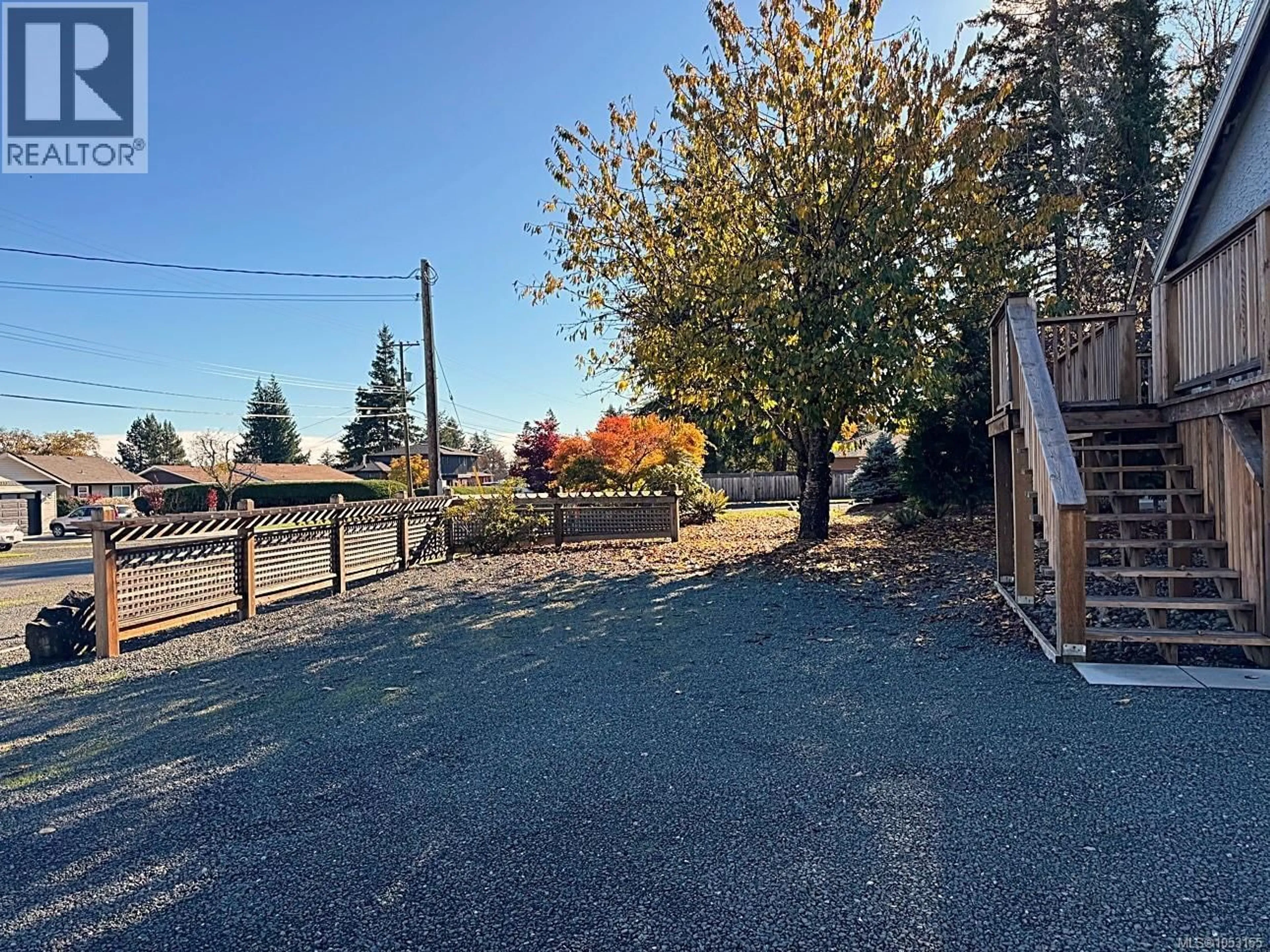 A pic from outside/outdoor area/front of a property/back of a property/a pic from drone, unknown for 4282 BARCLAY ROAD, Campbell River British Columbia V9W4Y8