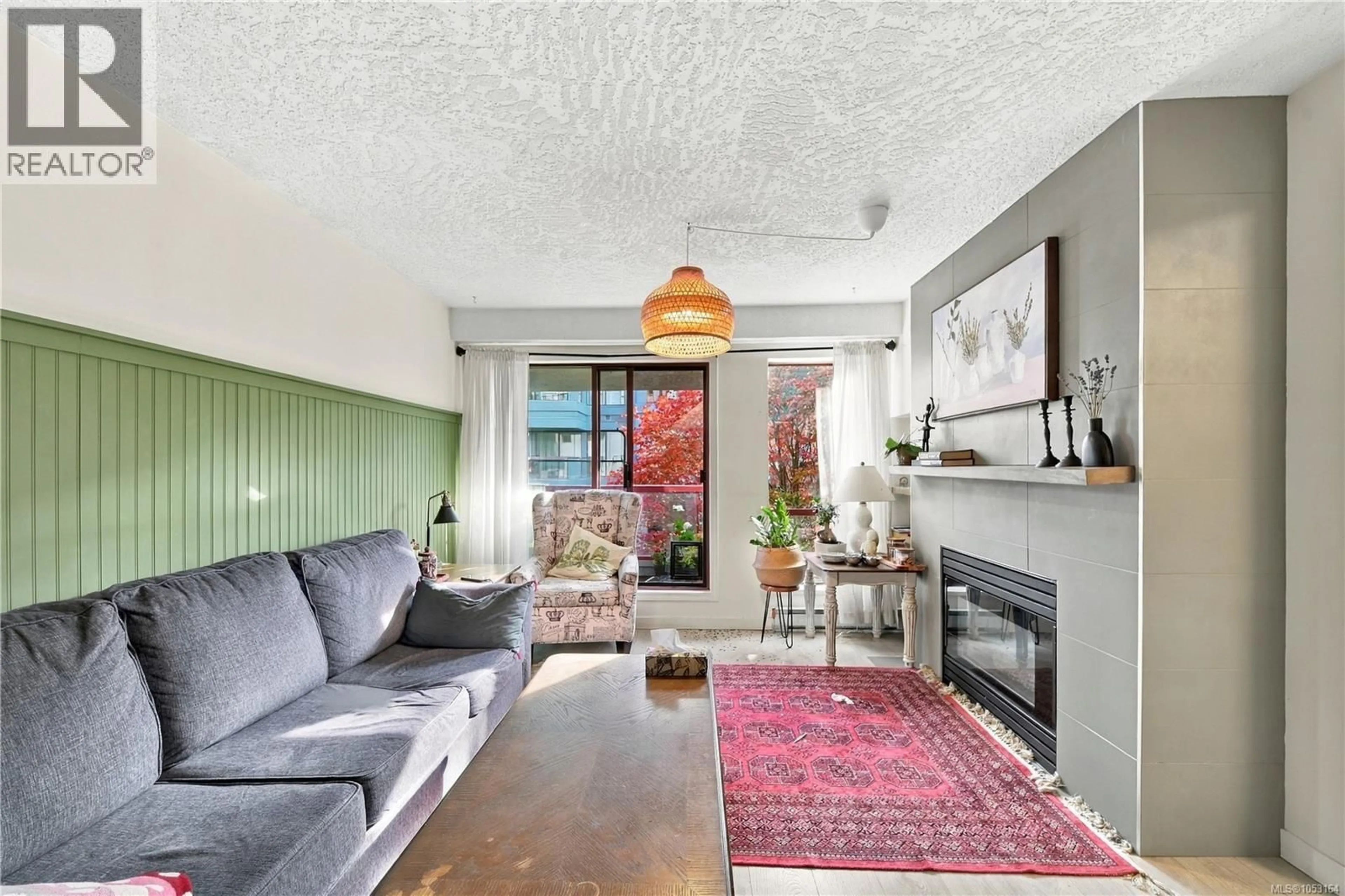 Living room with furniture, unknown for 212 - 545 MANCHESTER ROAD, Victoria British Columbia V8T5H6