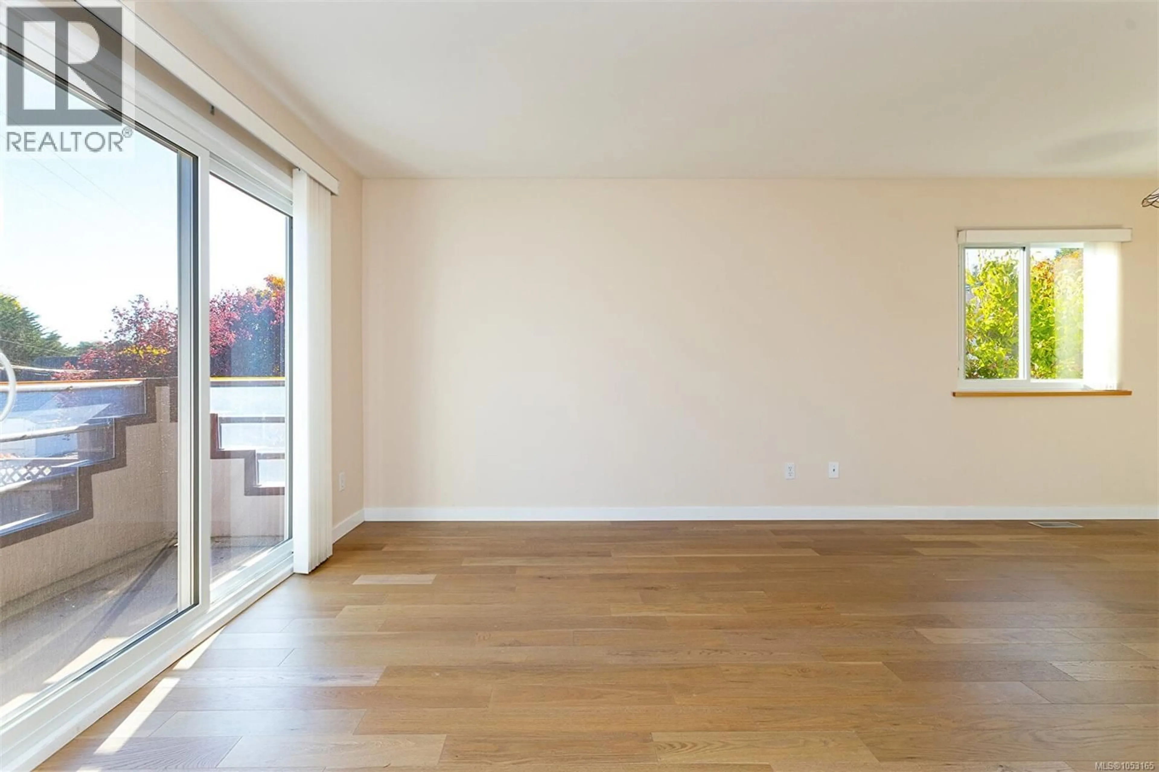 A pic of a room for 3150 WASHINGTON AVENUE, Victoria British Columbia V9A1P6