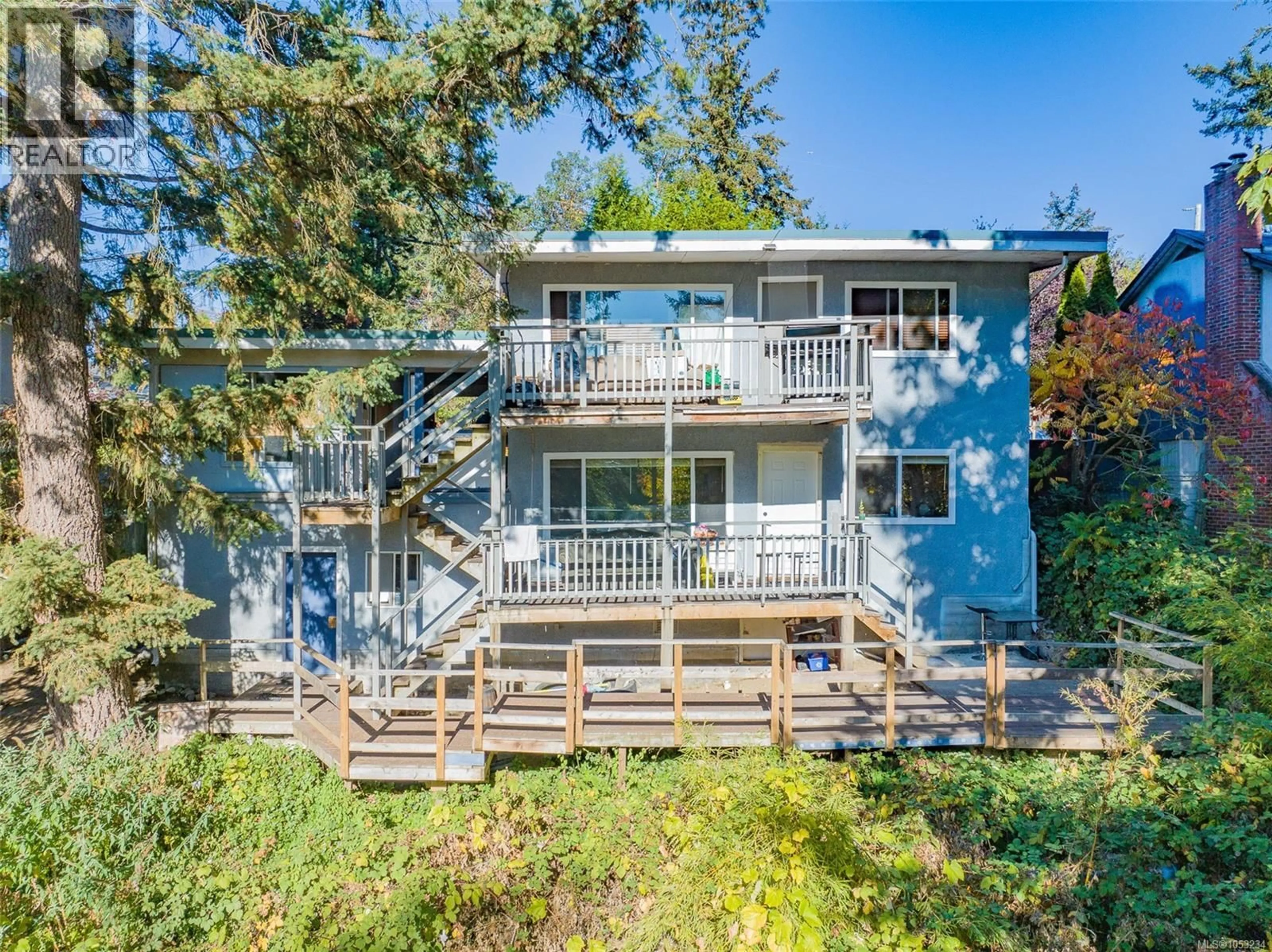 A pic from outside/outdoor area/front of a property/back of a property/a pic from drone, unknown for 1191 BUSH STREET, Nanaimo British Columbia V9S1J8