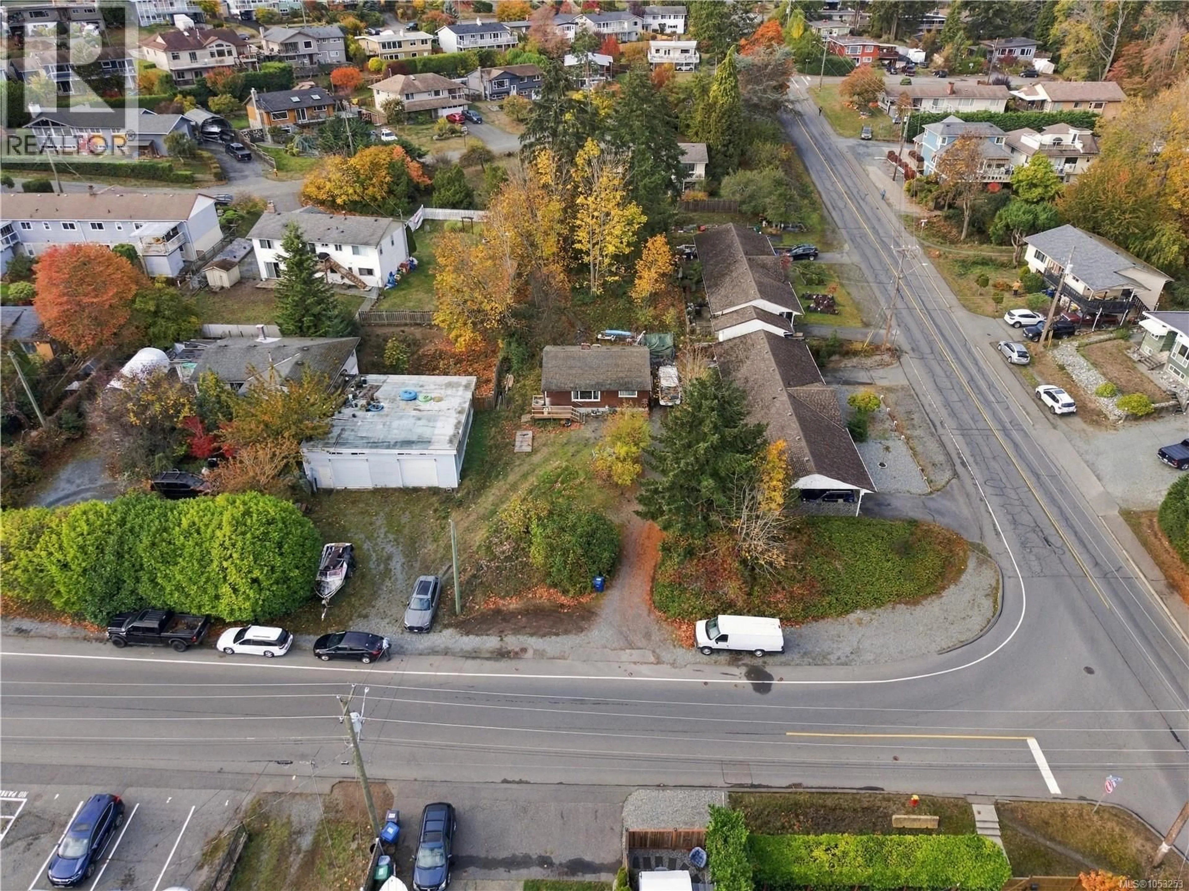 A pic from outside/outdoor area/front of a property/back of a property/a pic from drone, street for 2875 GLENAYR DRIVE, Nanaimo British Columbia V9S3S7