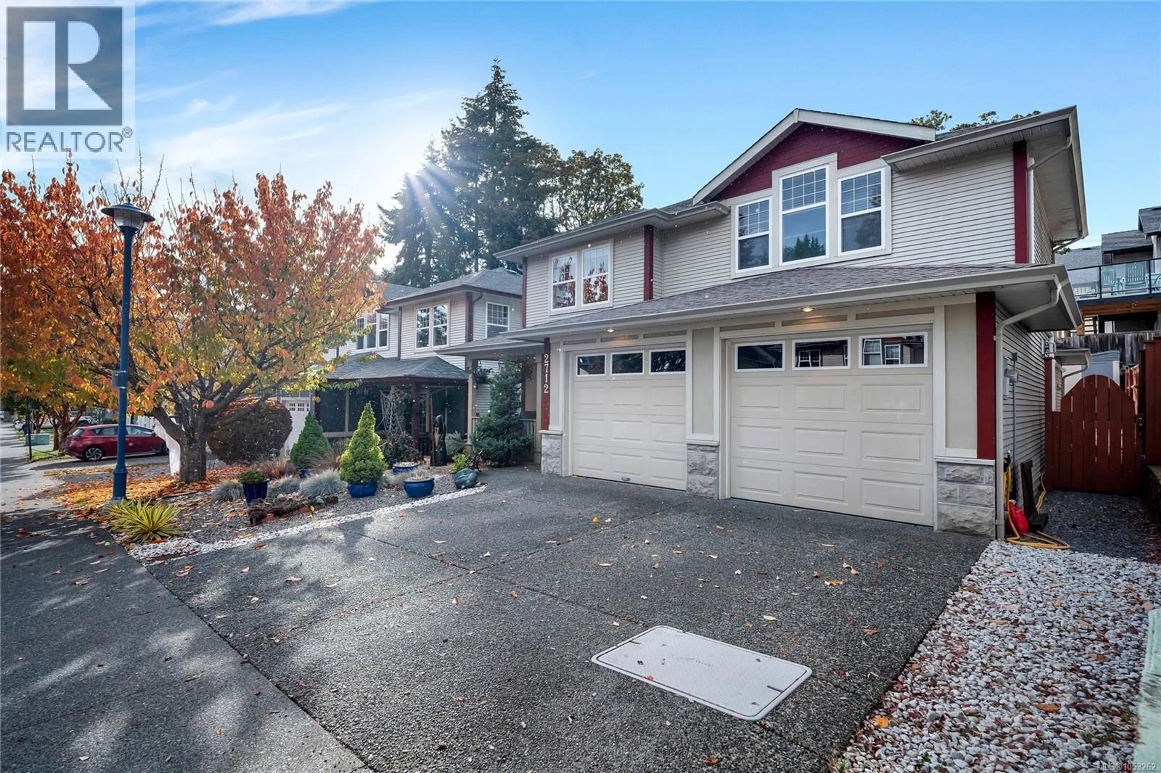 Home with vinyl exterior material, street for 2712 WINDMAN LANE, Langford British Columbia V9B6N3