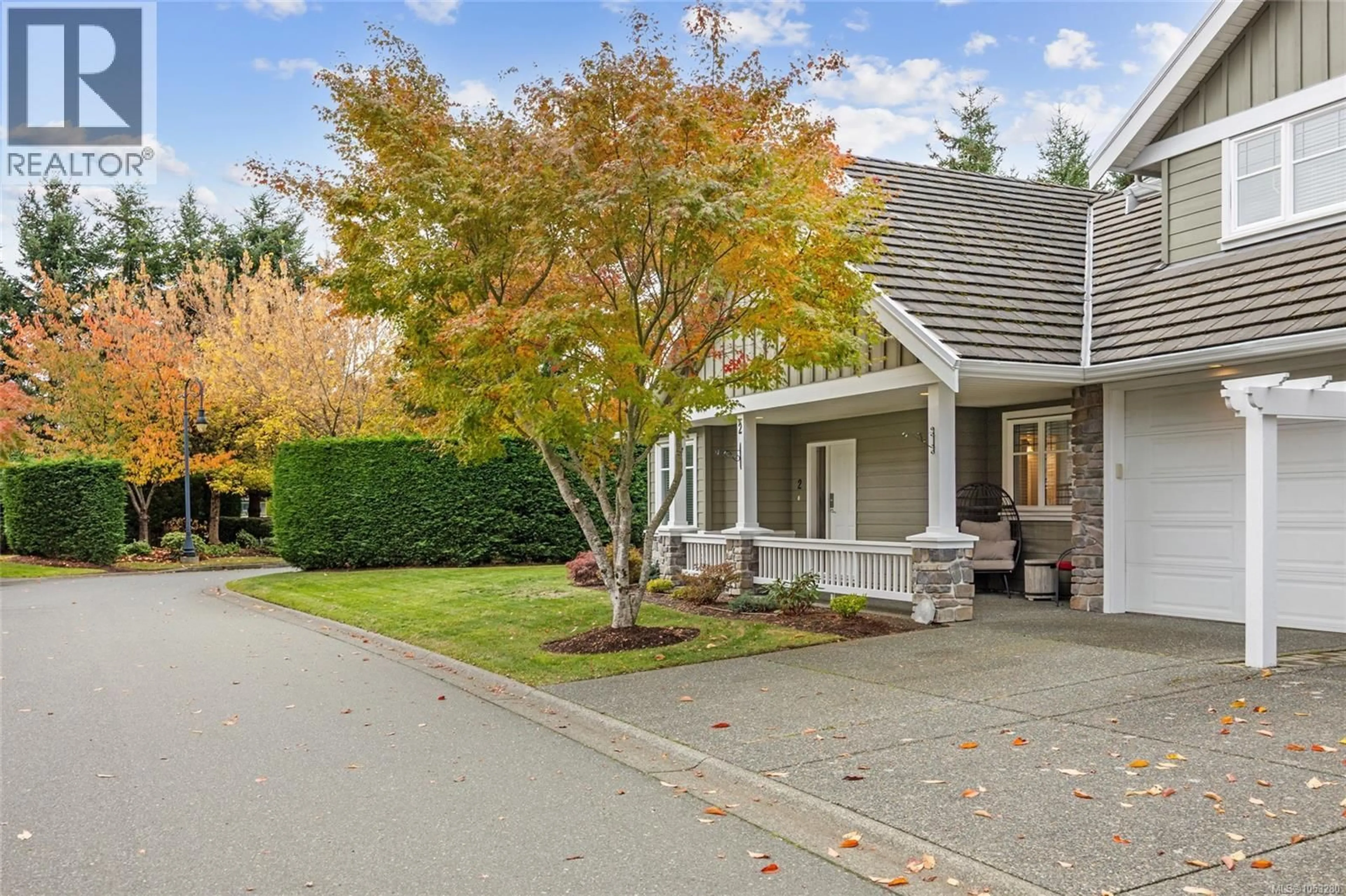 Patio, street for 2 - 737 ROYAL PLACE, Courtenay British Columbia V9N3R4