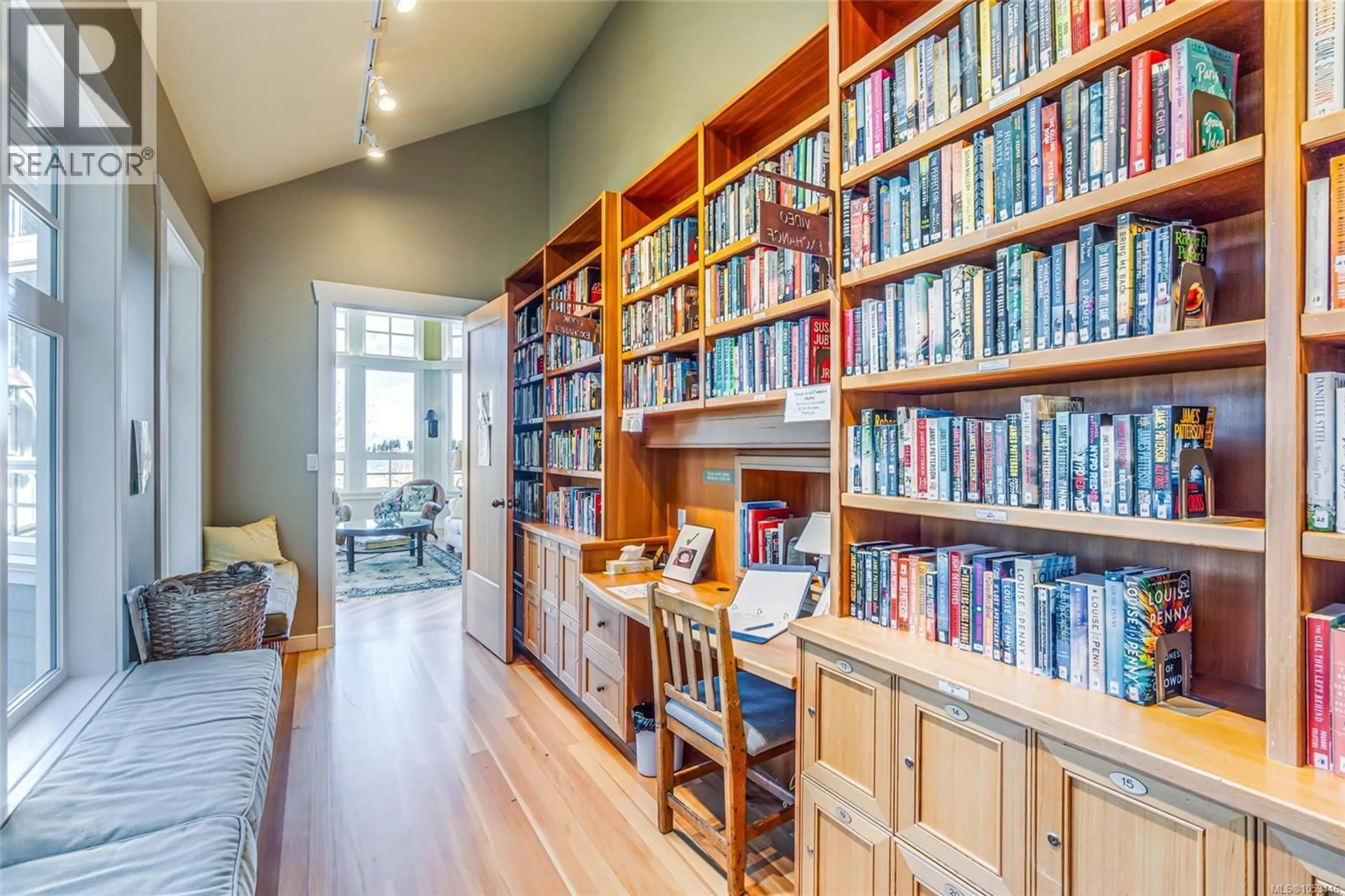 Unknown for 1372 SATURNA DRIVE, Parksville British Columbia V9P2X9